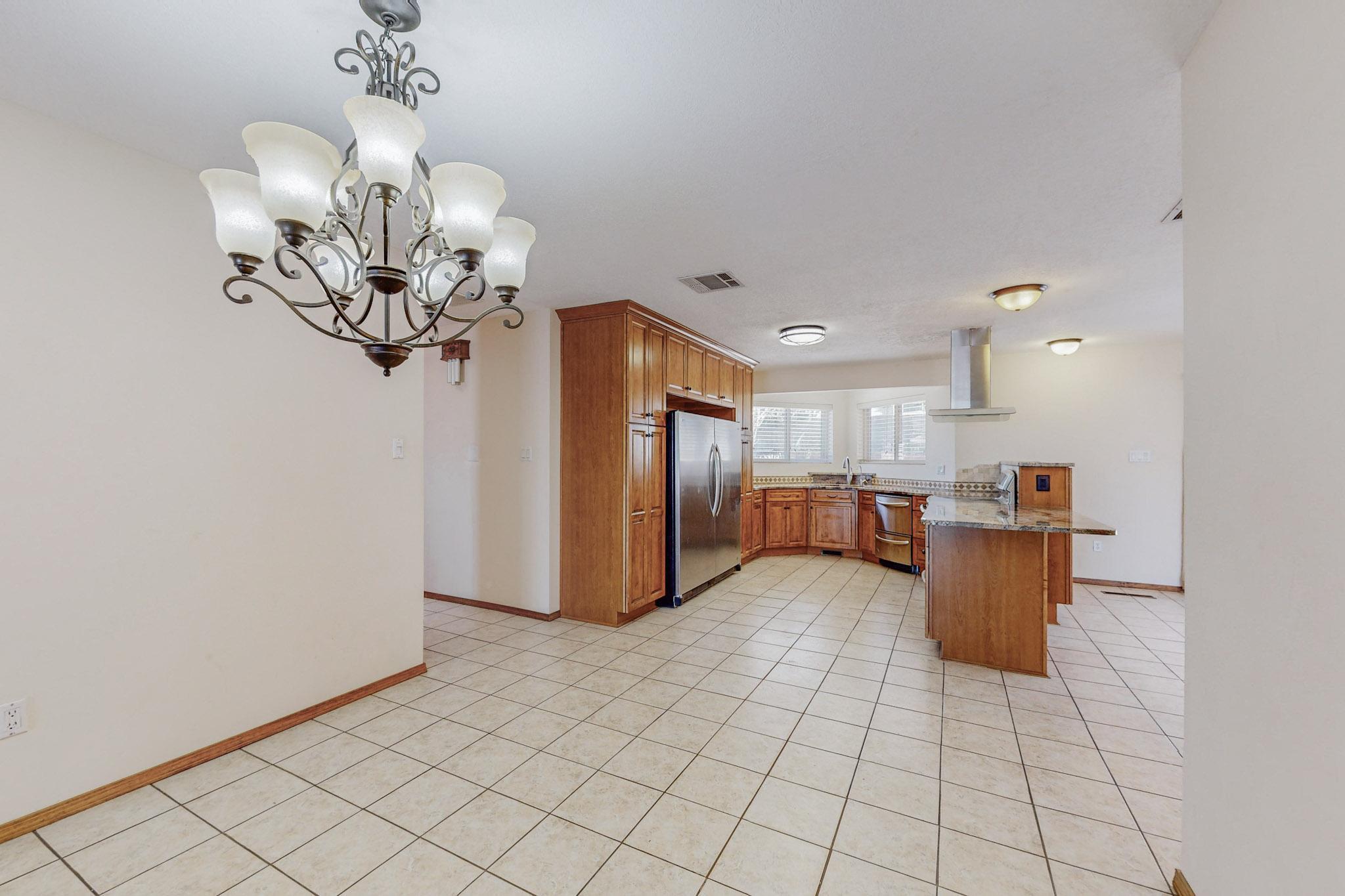 2408 Punta De Vista Drive NE