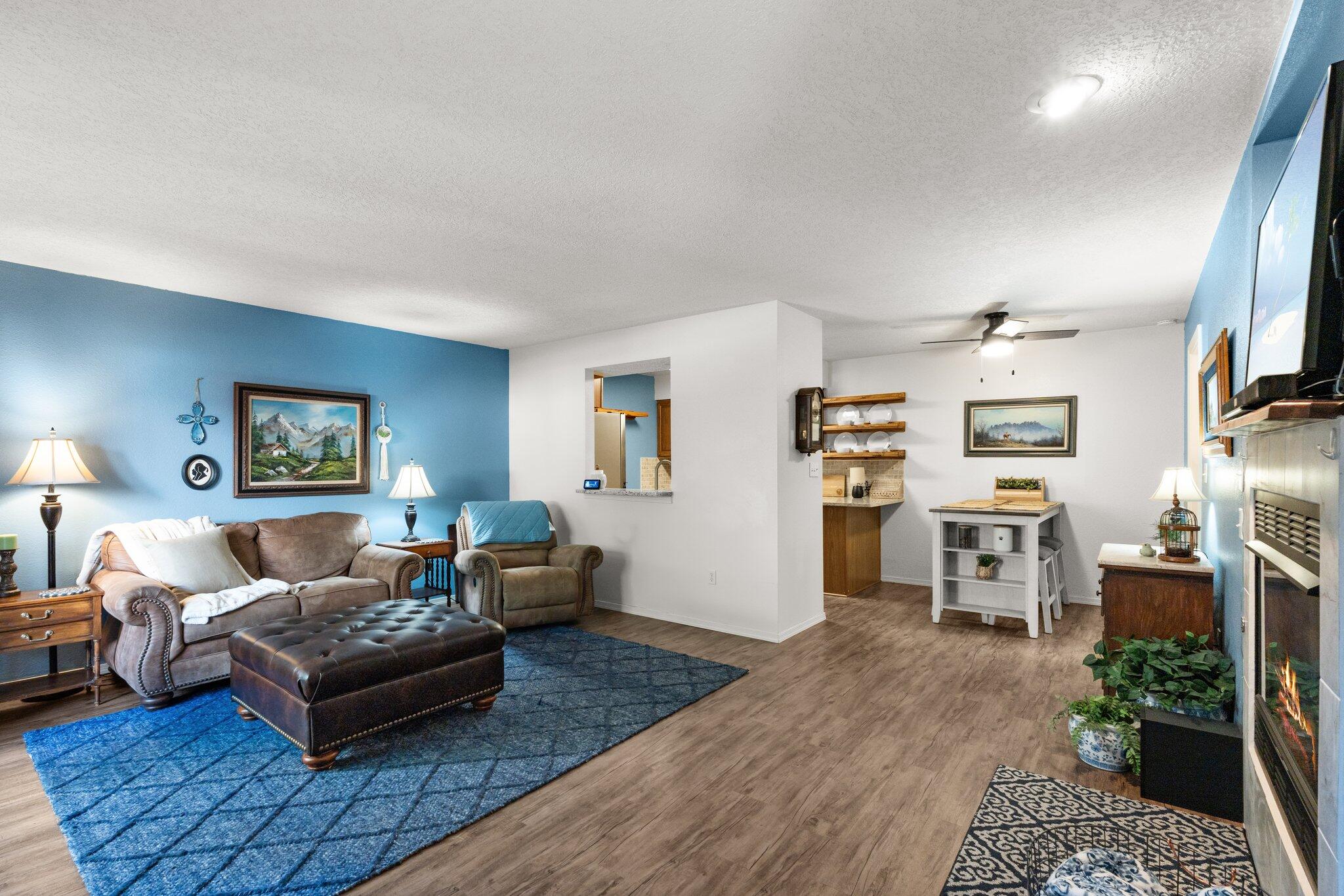 4701 Morris Street NE 203