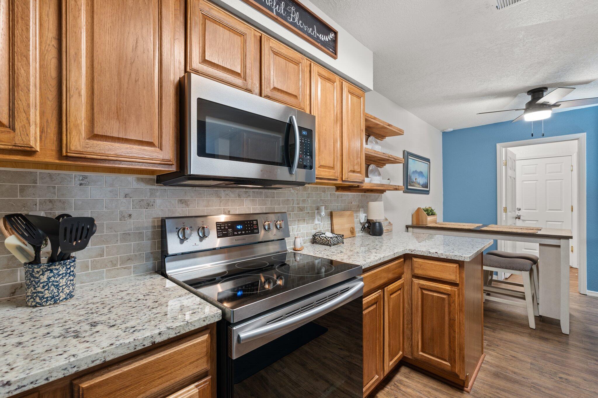 4701 Morris Street NE 203