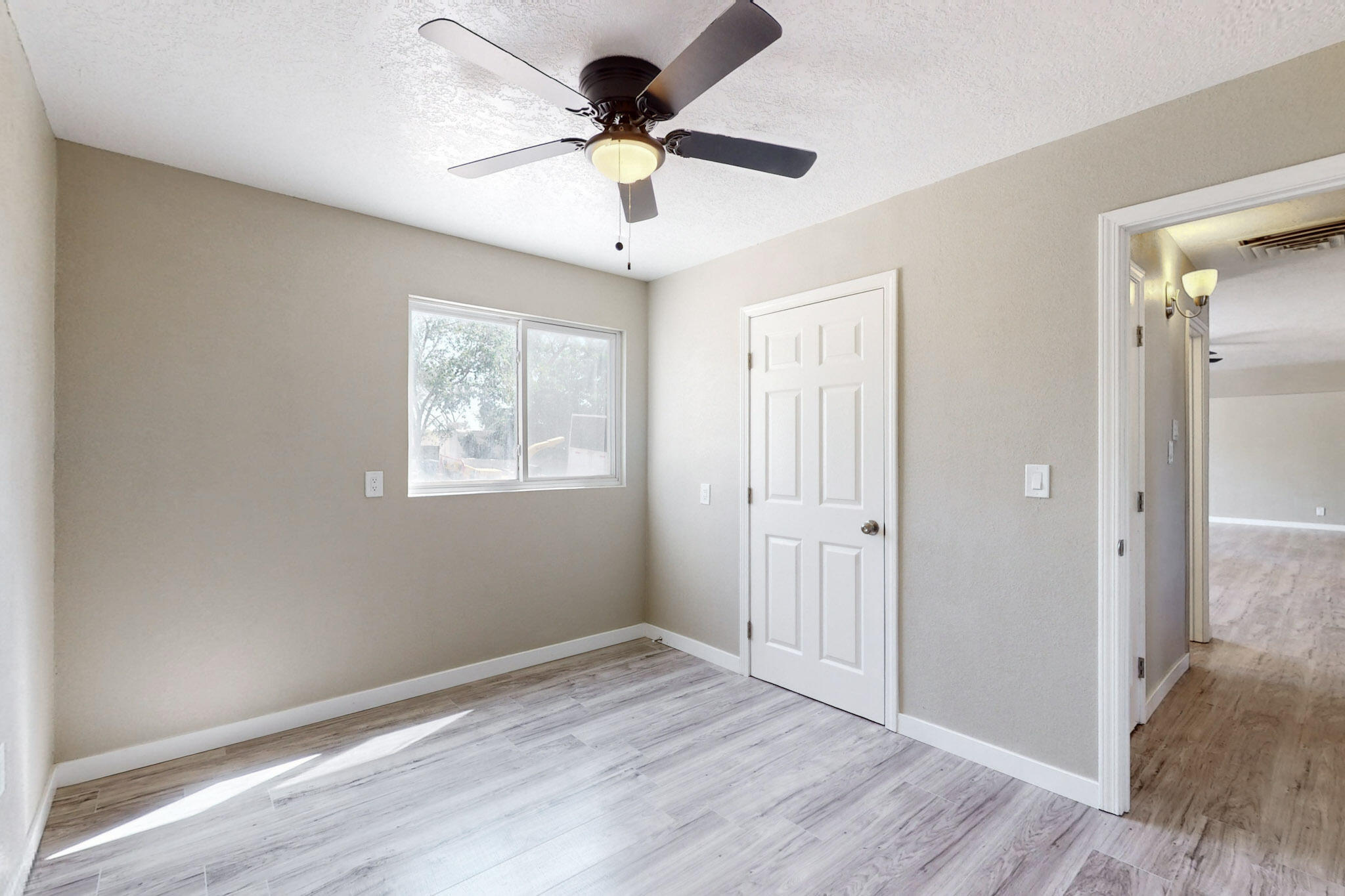 5509 ARVILLA Avenue NE