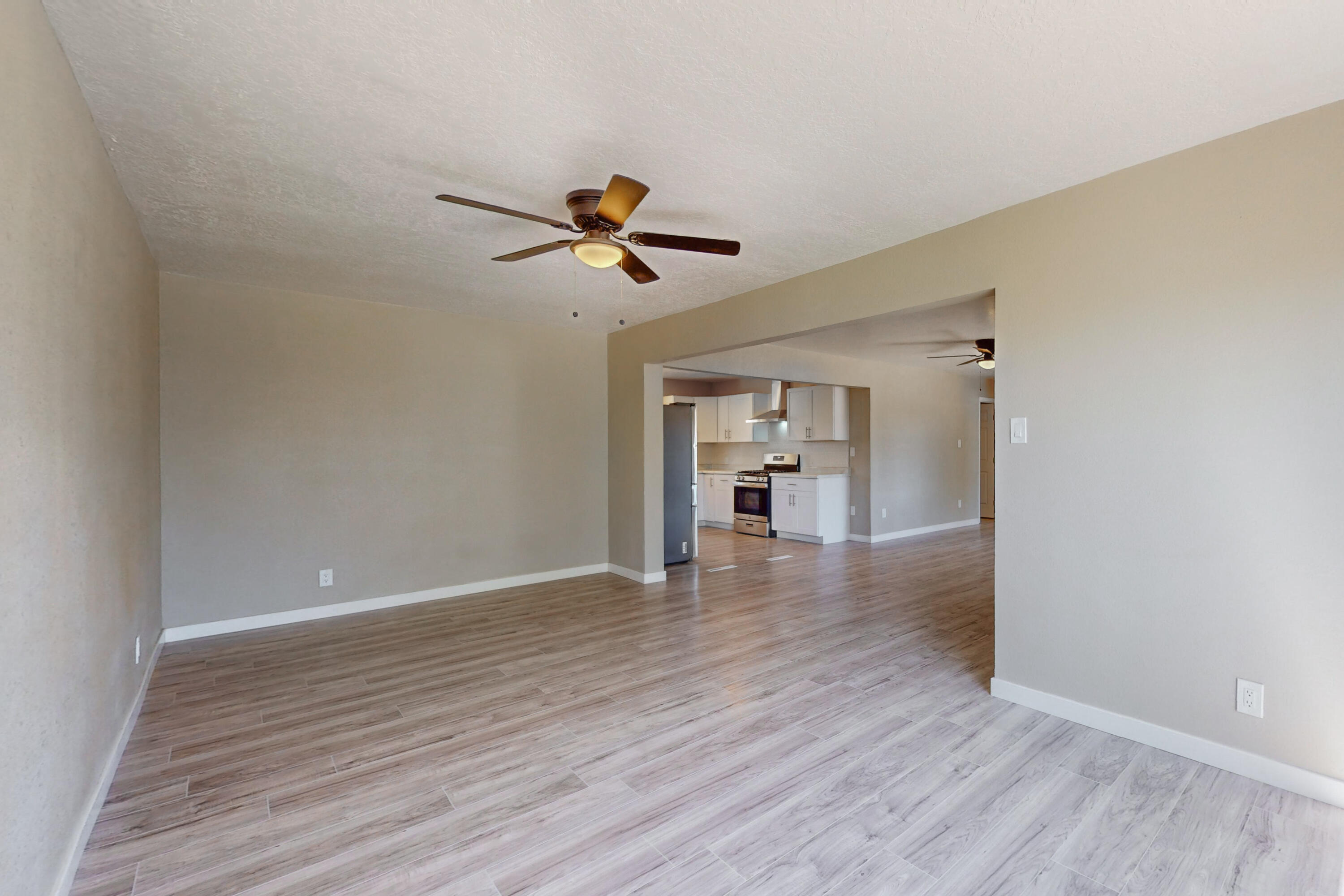 5509 ARVILLA Avenue NE