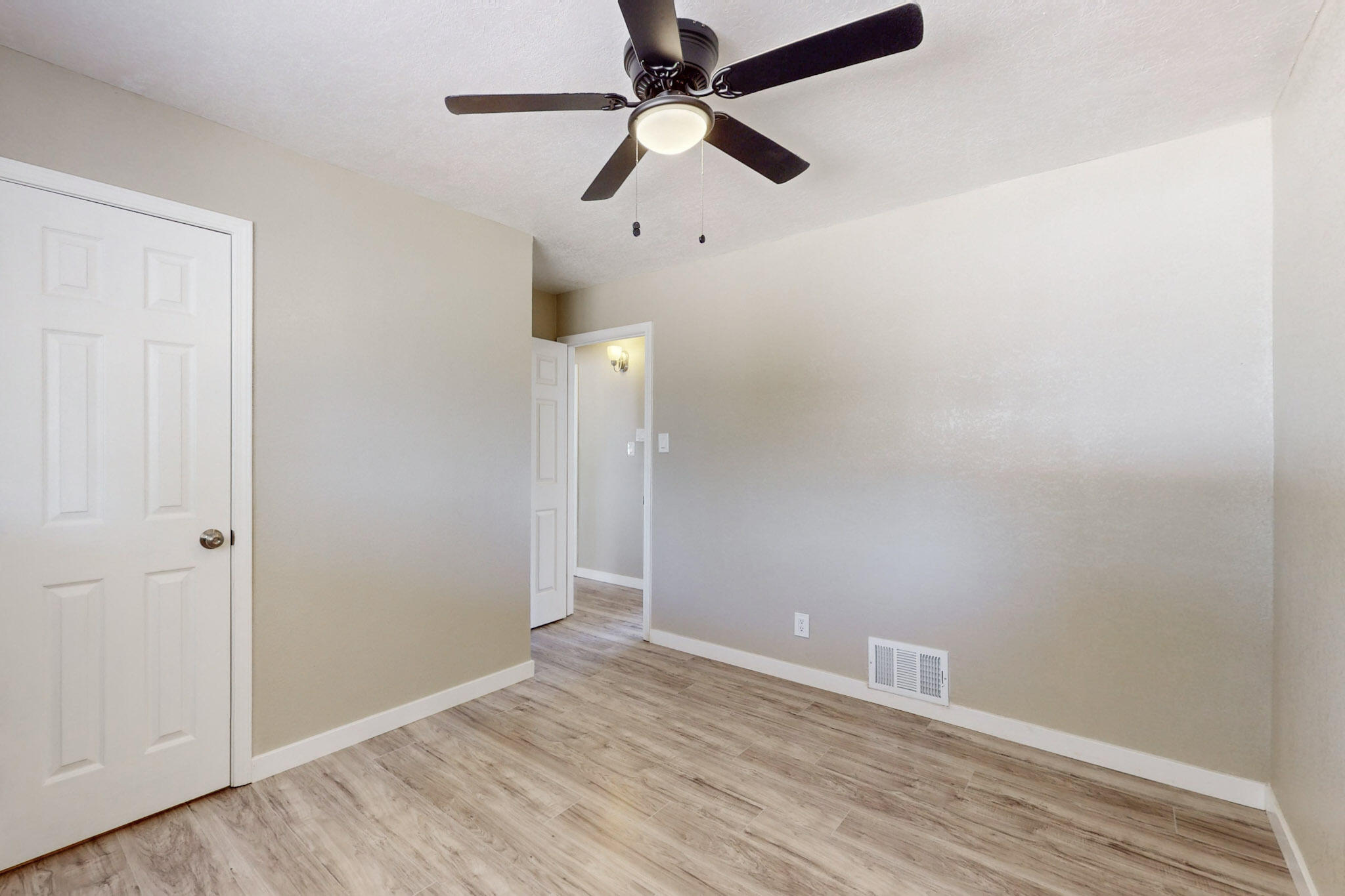 5509 ARVILLA Avenue NE