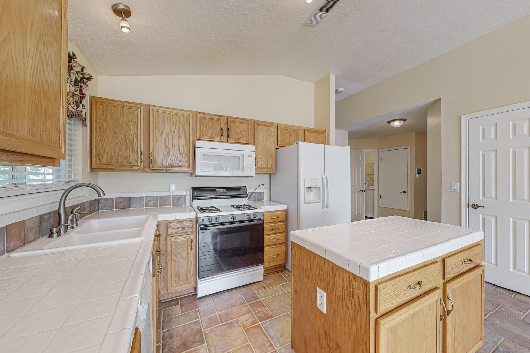 9420 Ventose Place NW