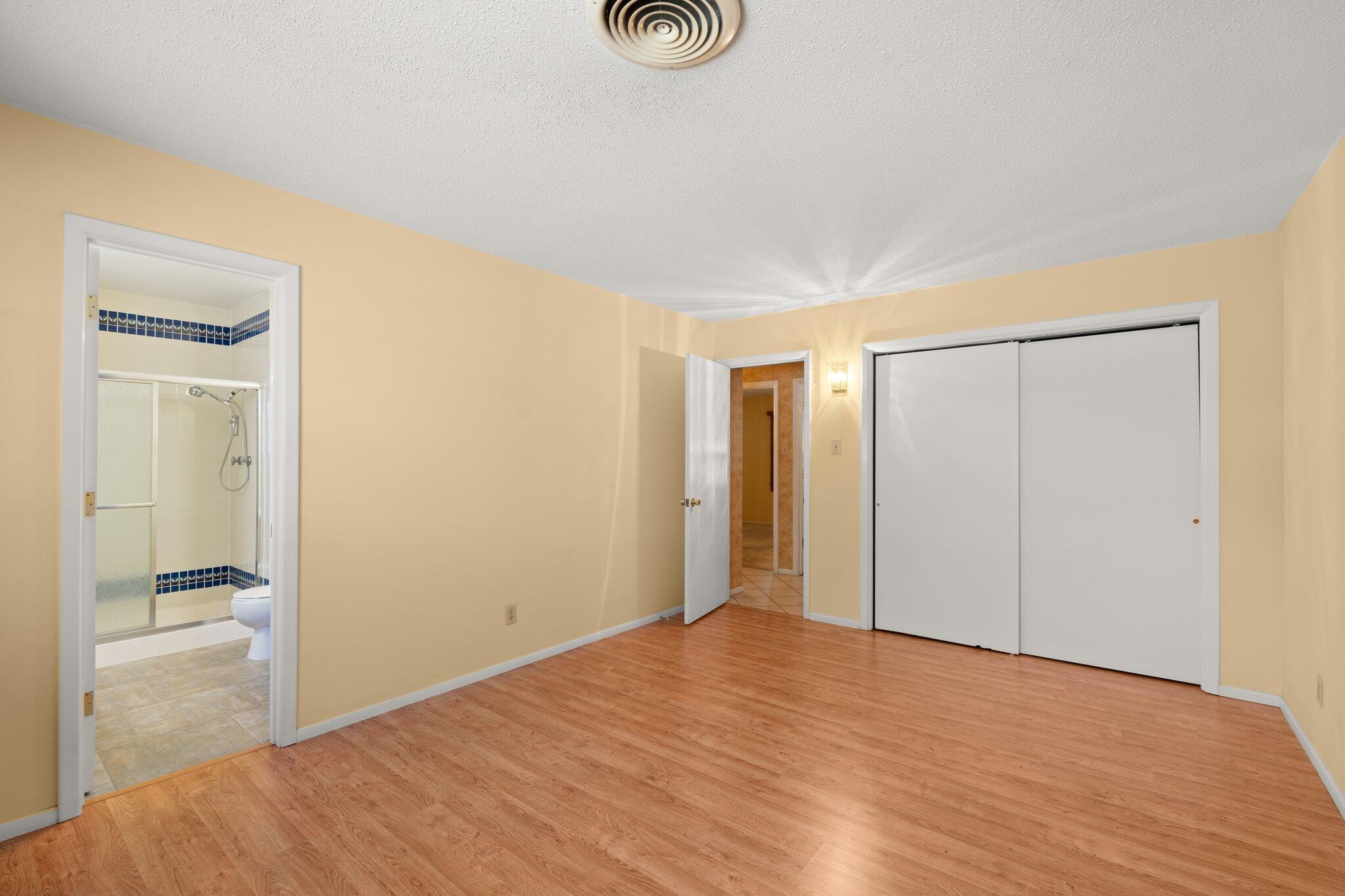 4620 Sherwood Street NE