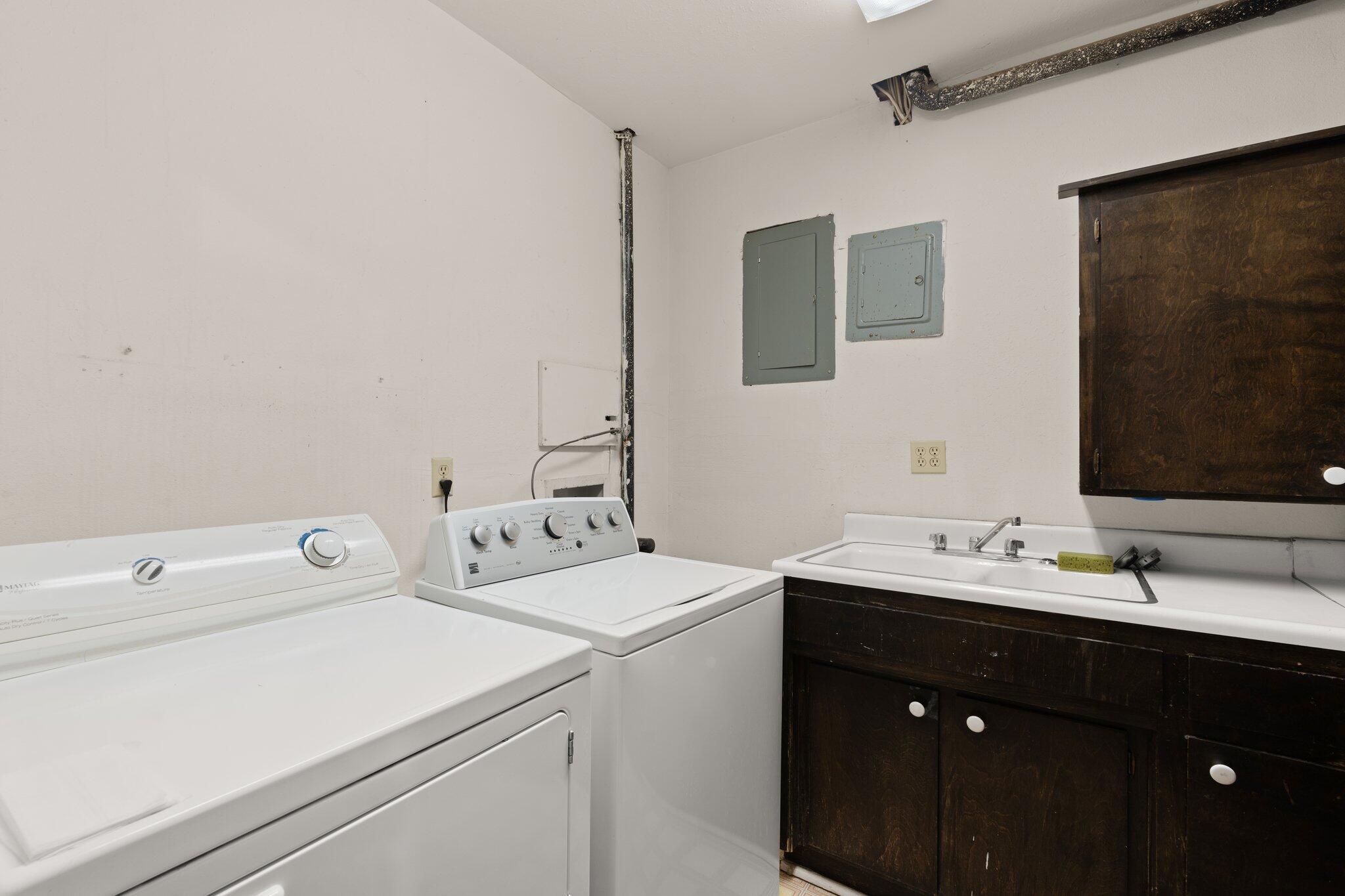 4620 Sherwood Street NE