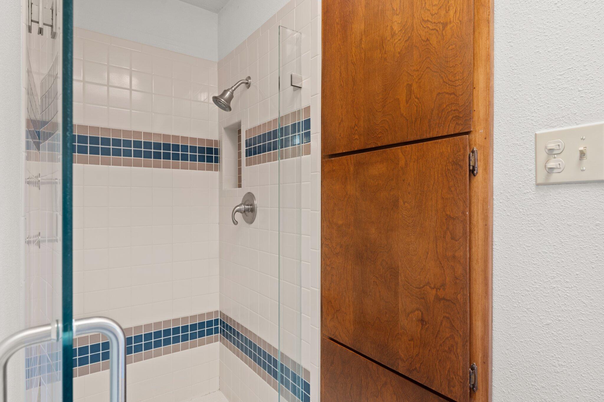 4620 Sherwood Street NE