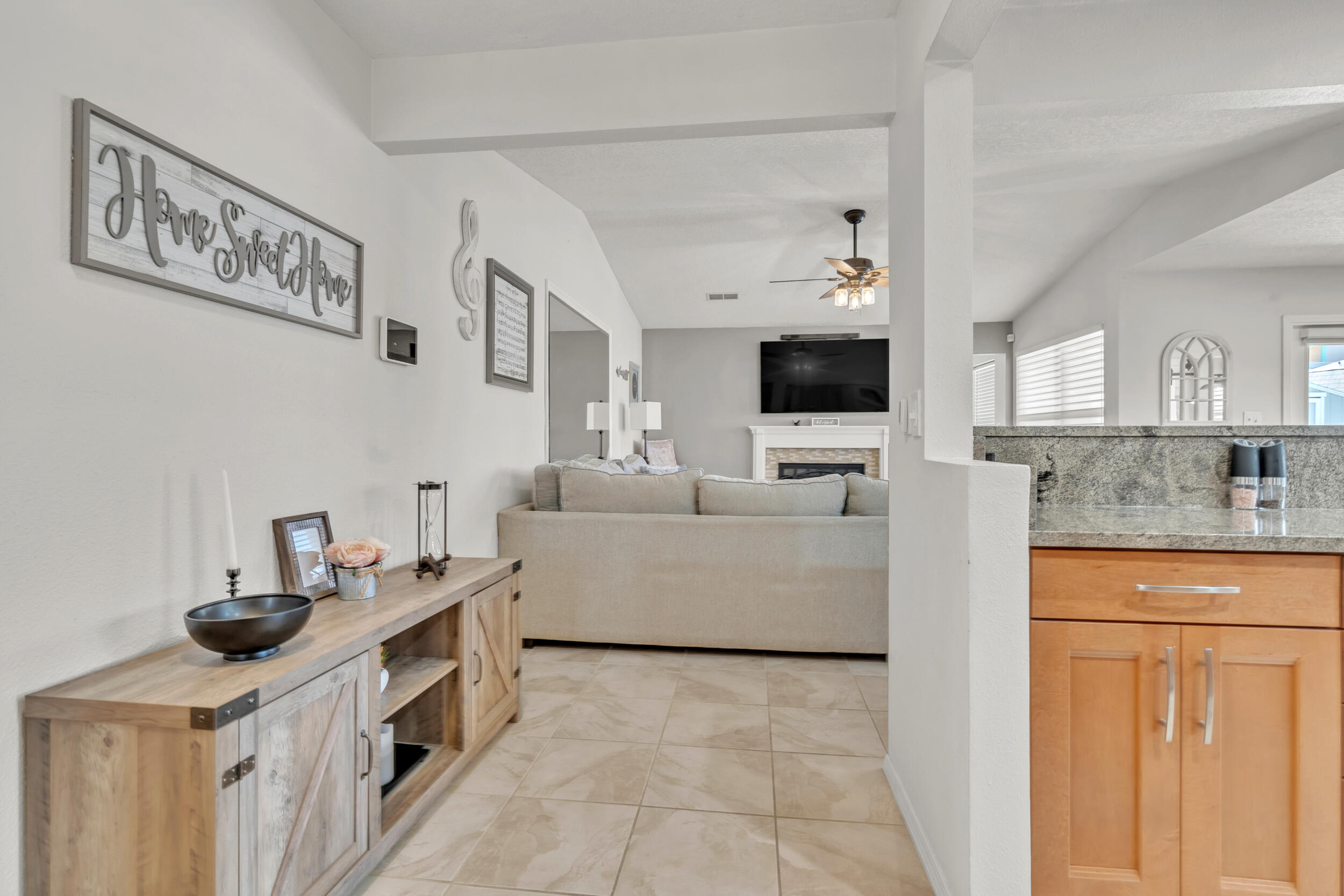 2579 Shavano Peak Drive NE