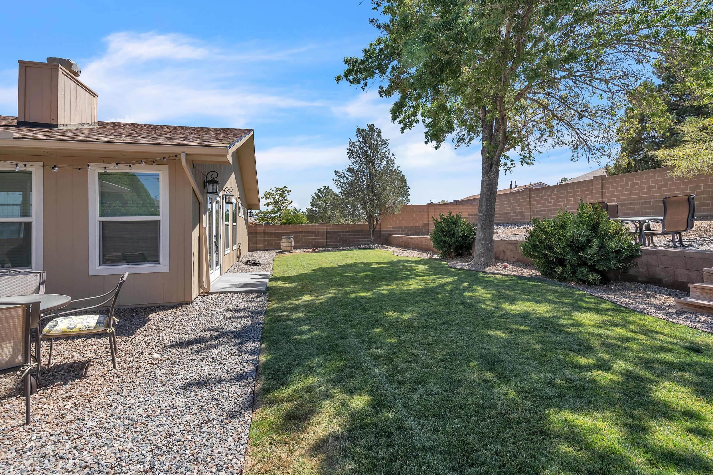 2579 Shavano Peak Drive NE