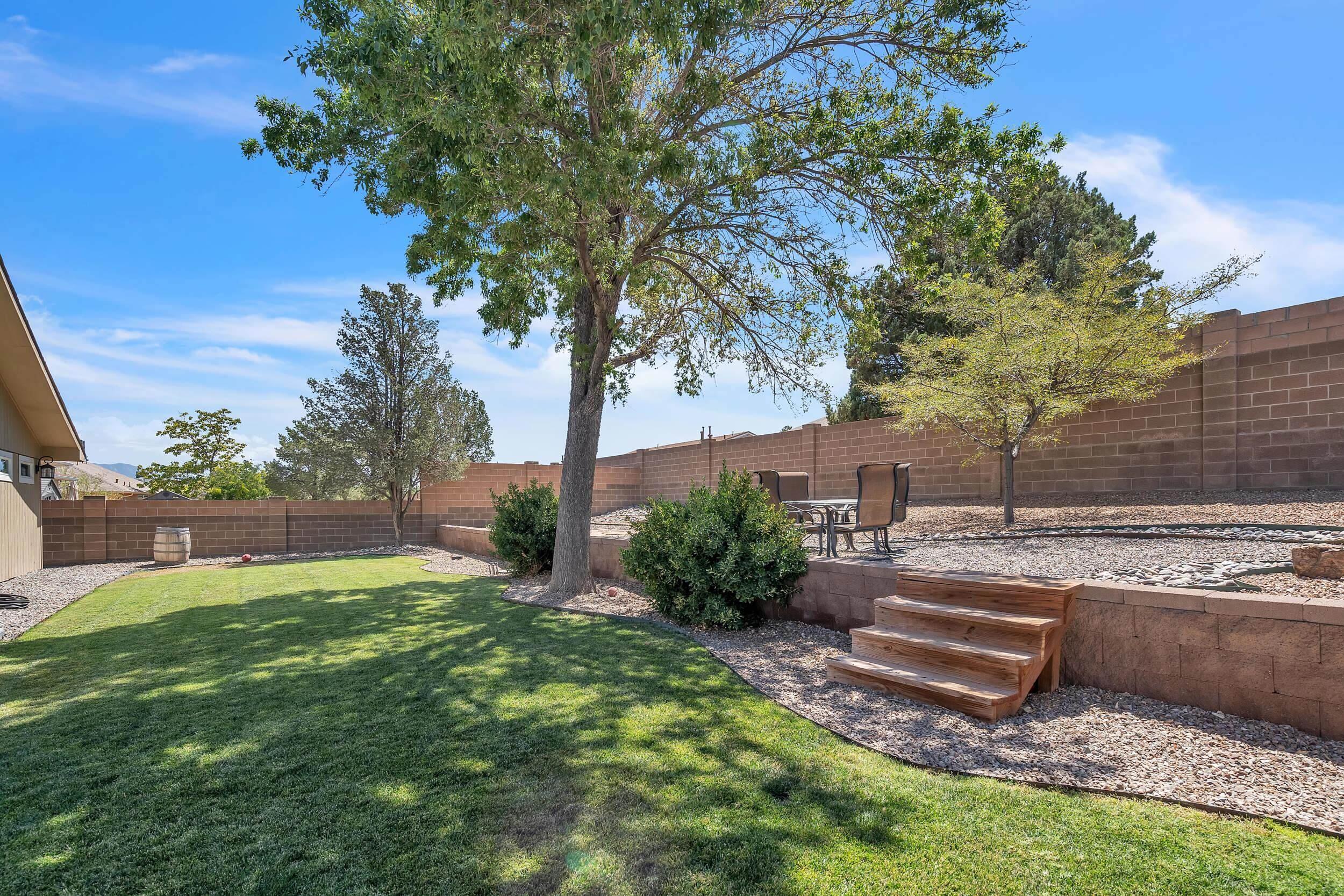 2579 Shavano Peak Drive NE