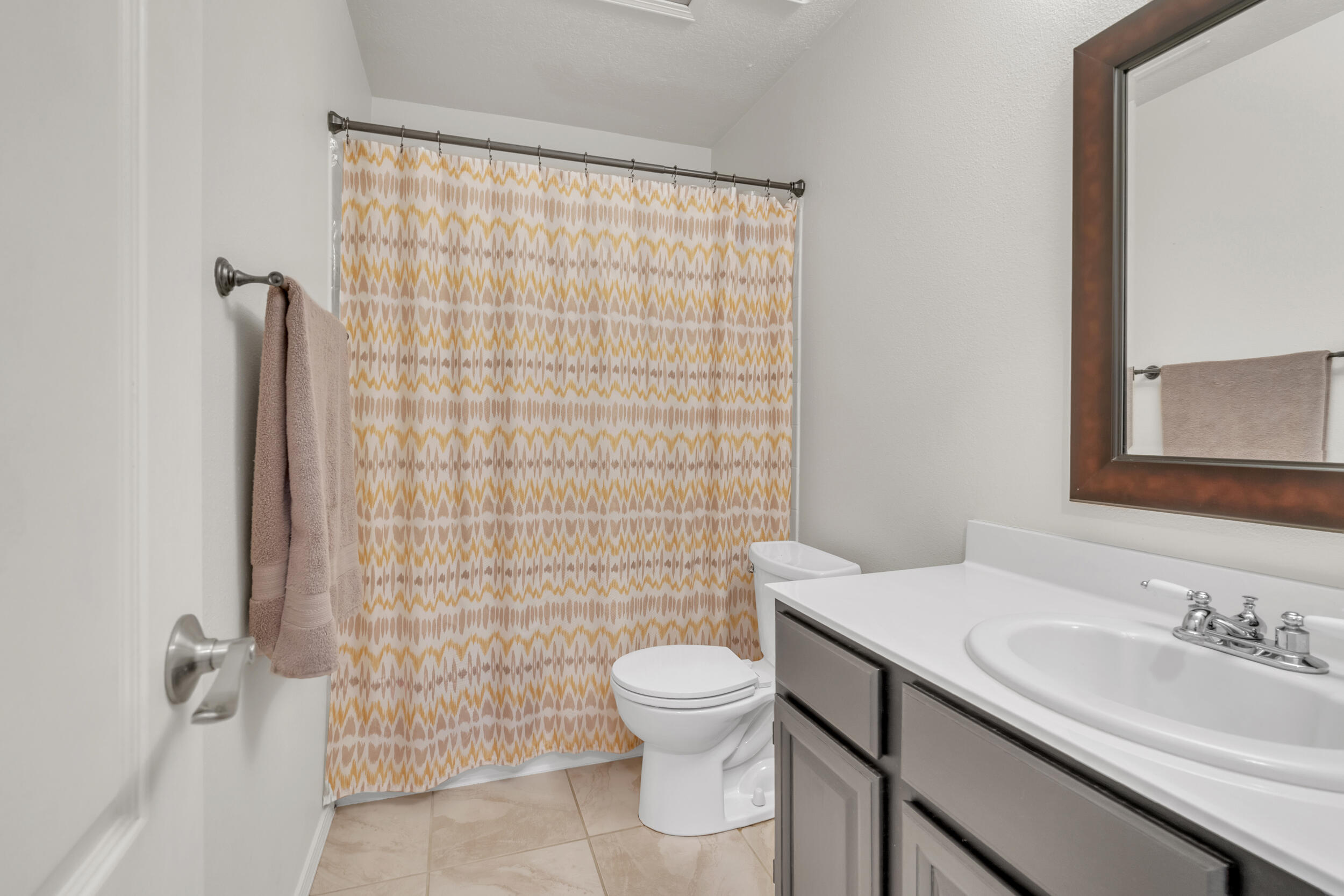 2579 Shavano Peak Drive NE