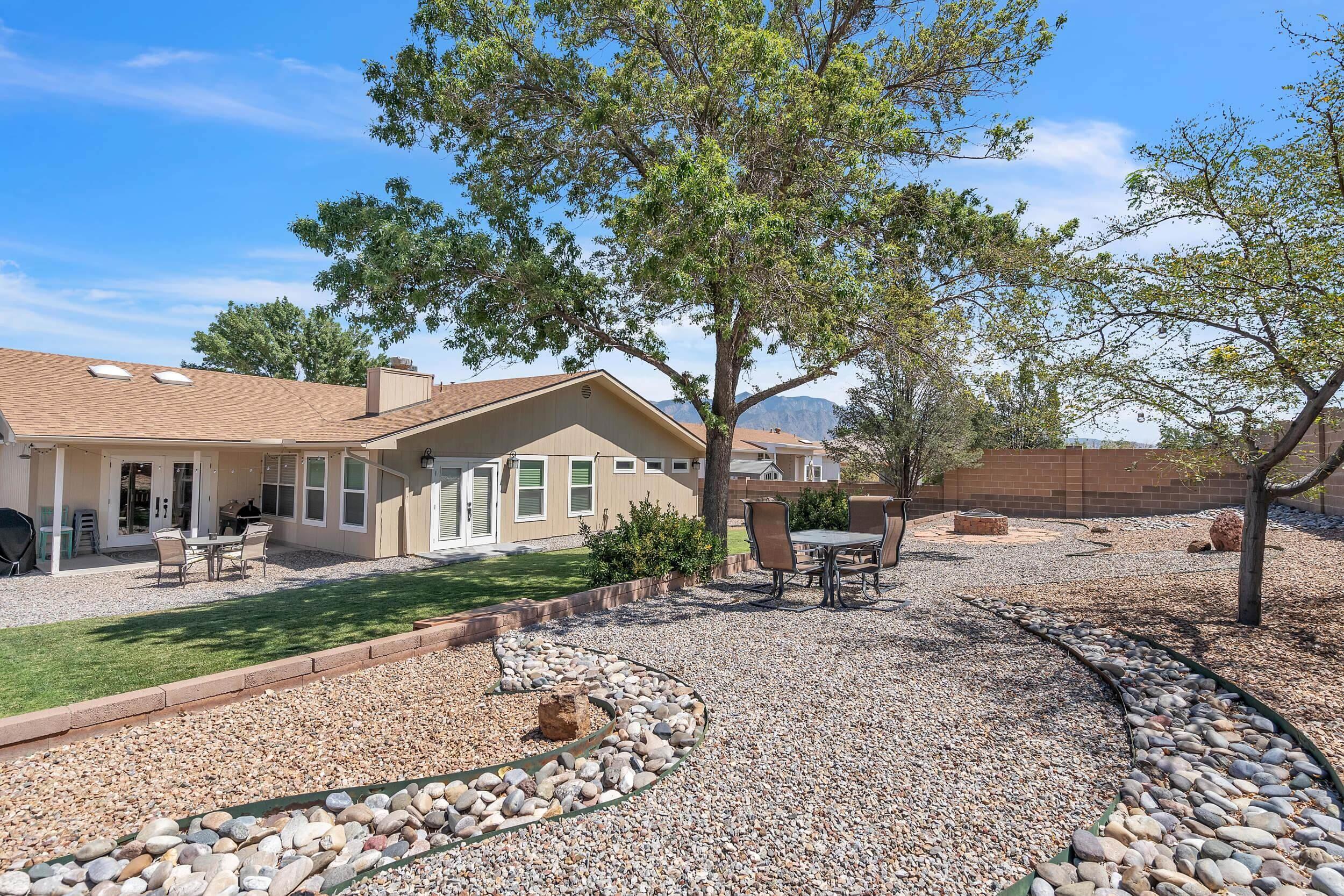 2579 Shavano Peak Drive NE