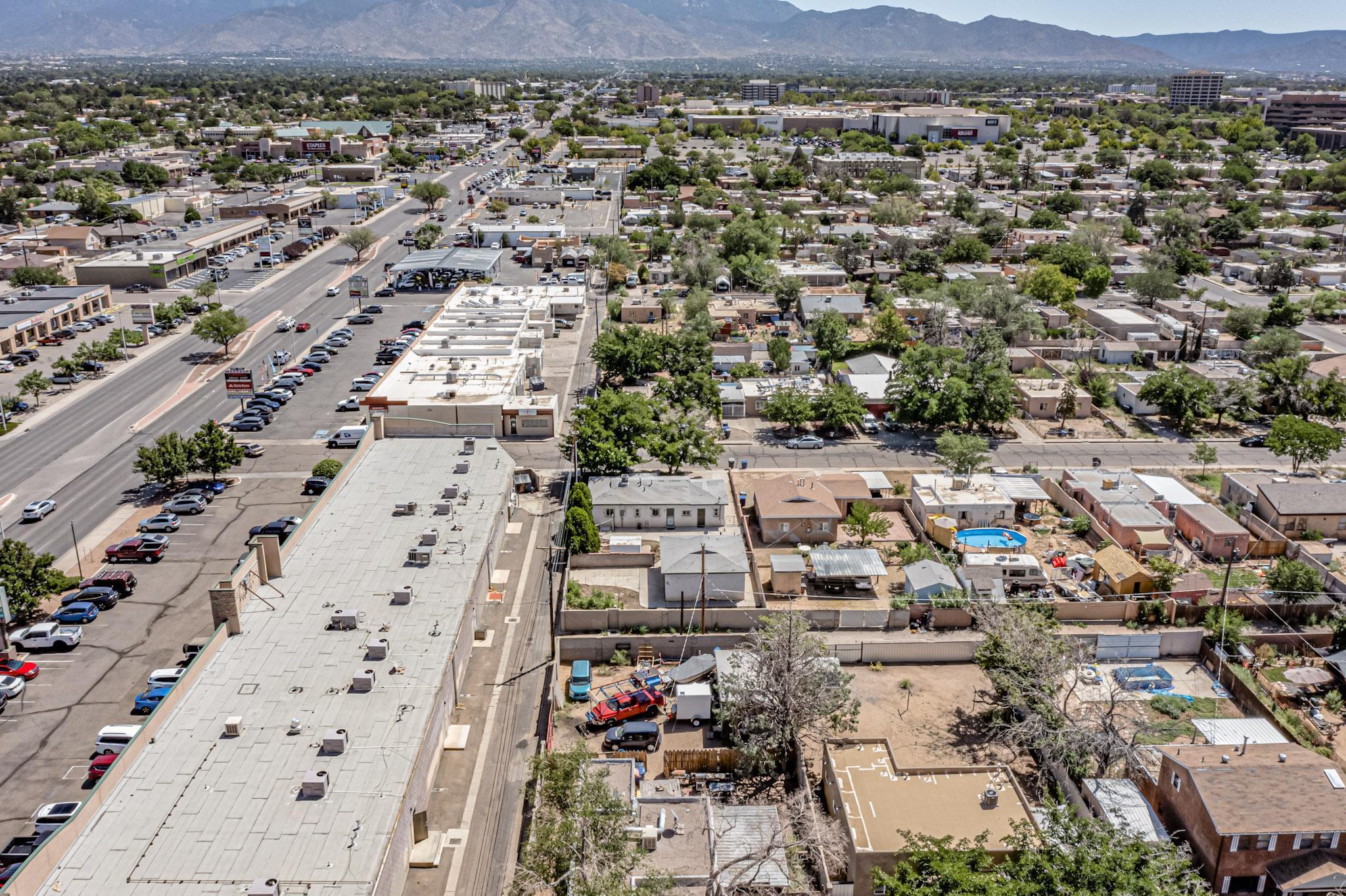 2533 Alvarado Drive NE