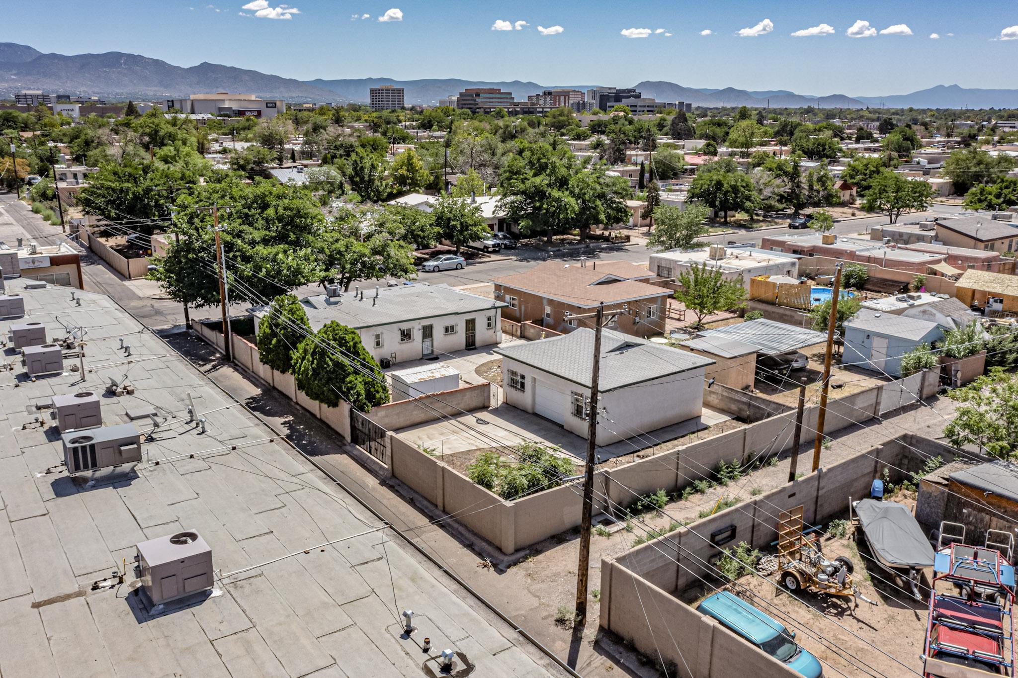 2533 Alvarado Drive NE