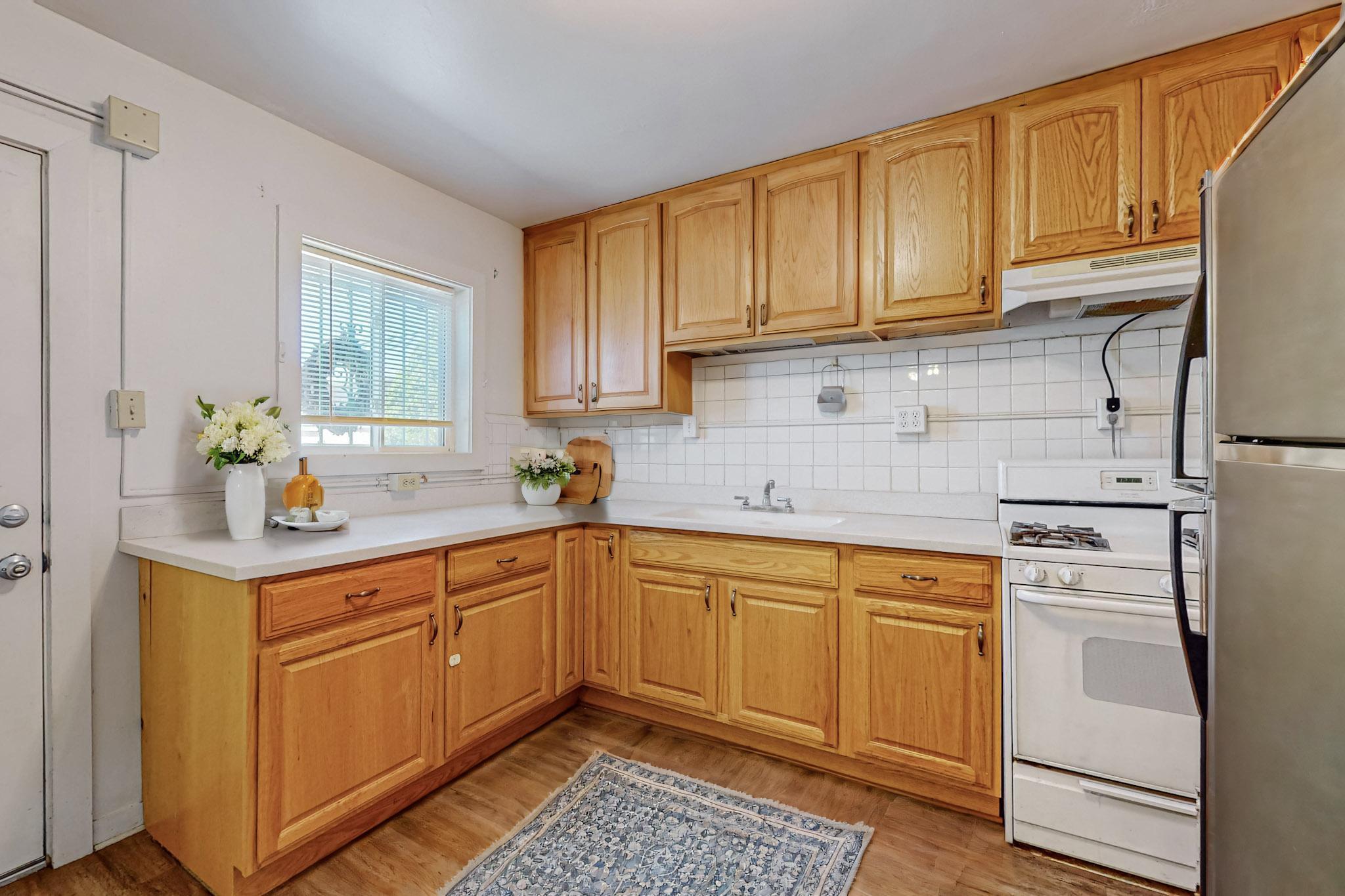 2533 Alvarado Drive NE