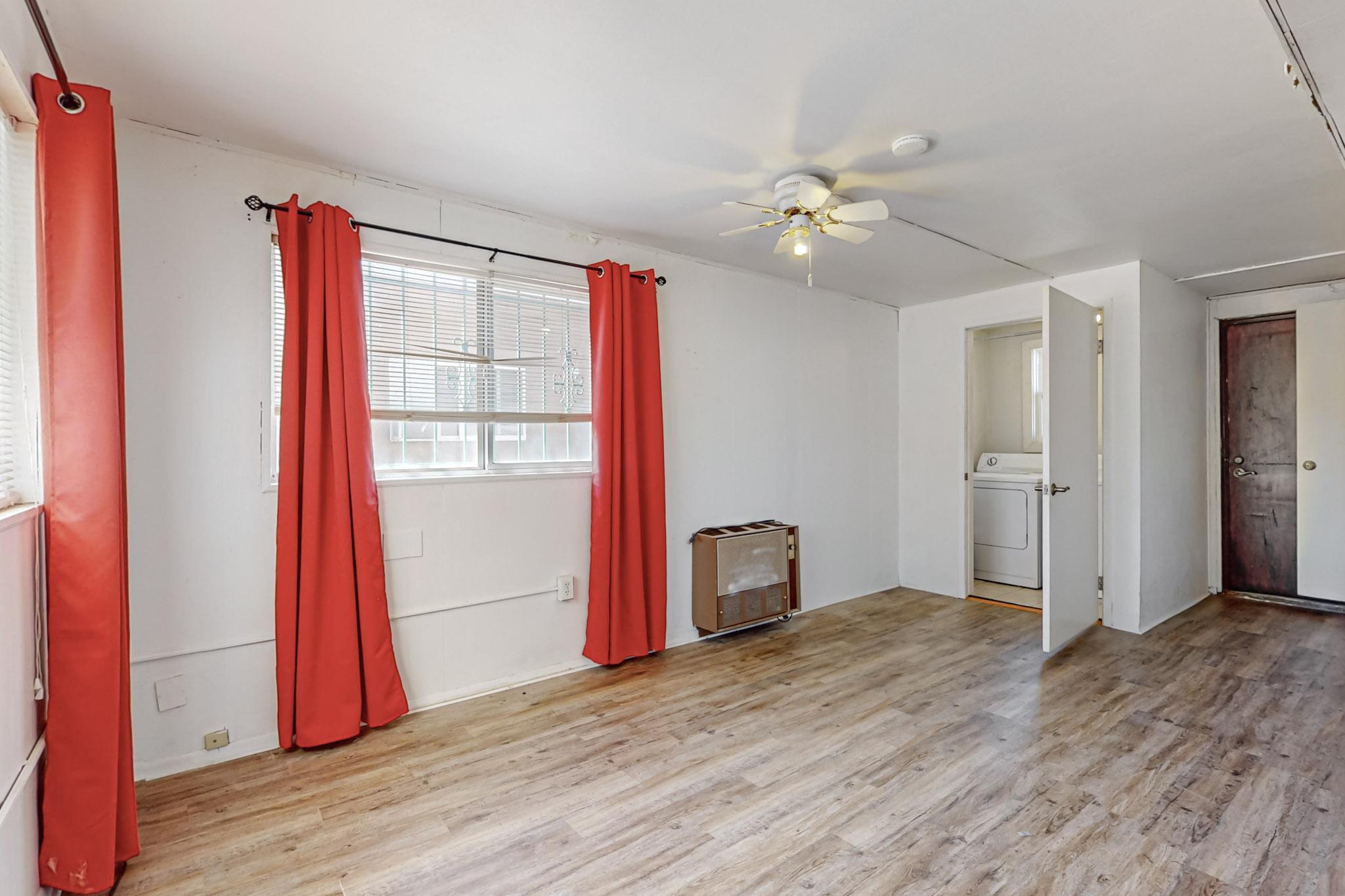 2533 Alvarado Drive NE