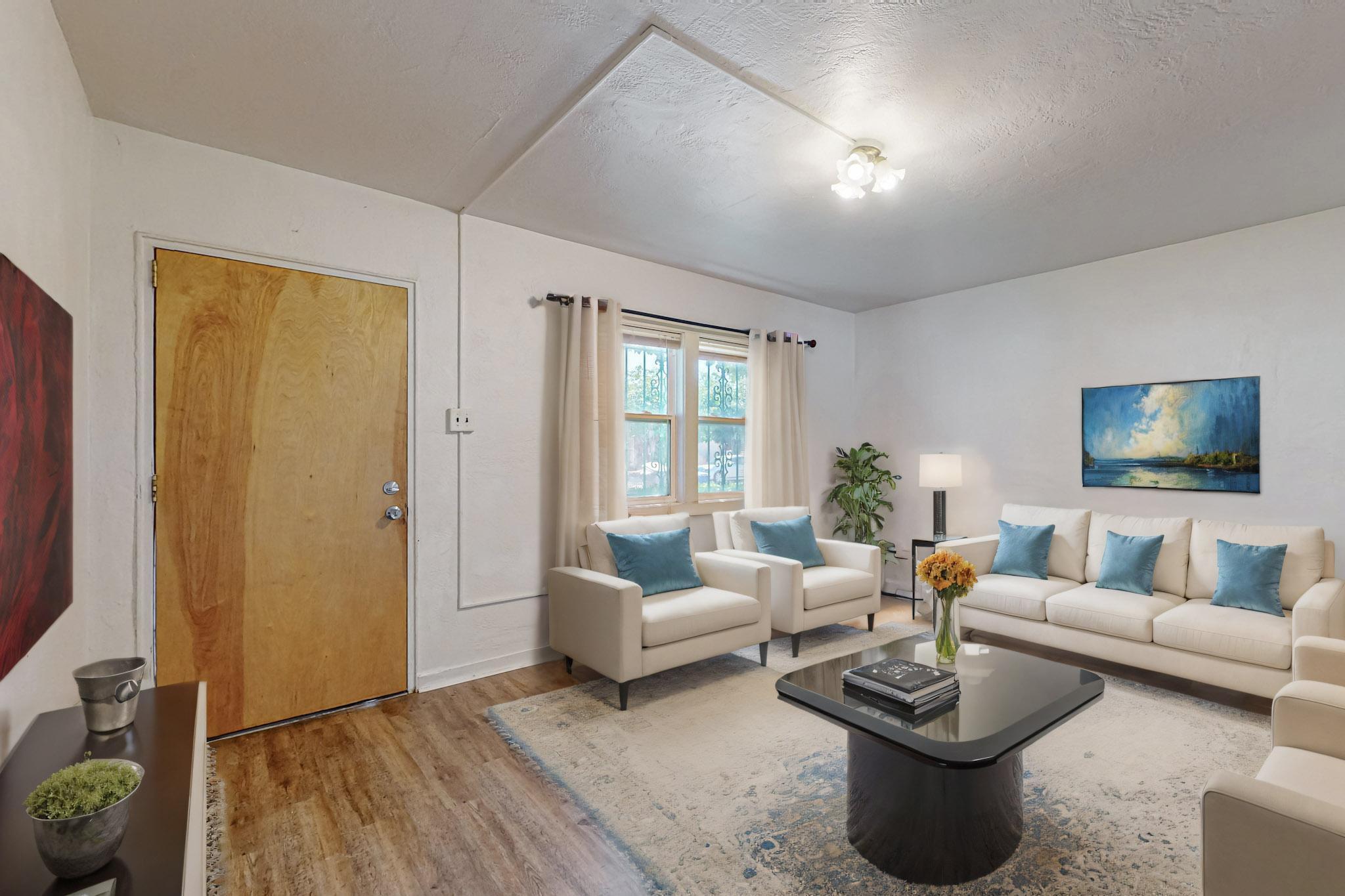 2533 Alvarado Drive NE