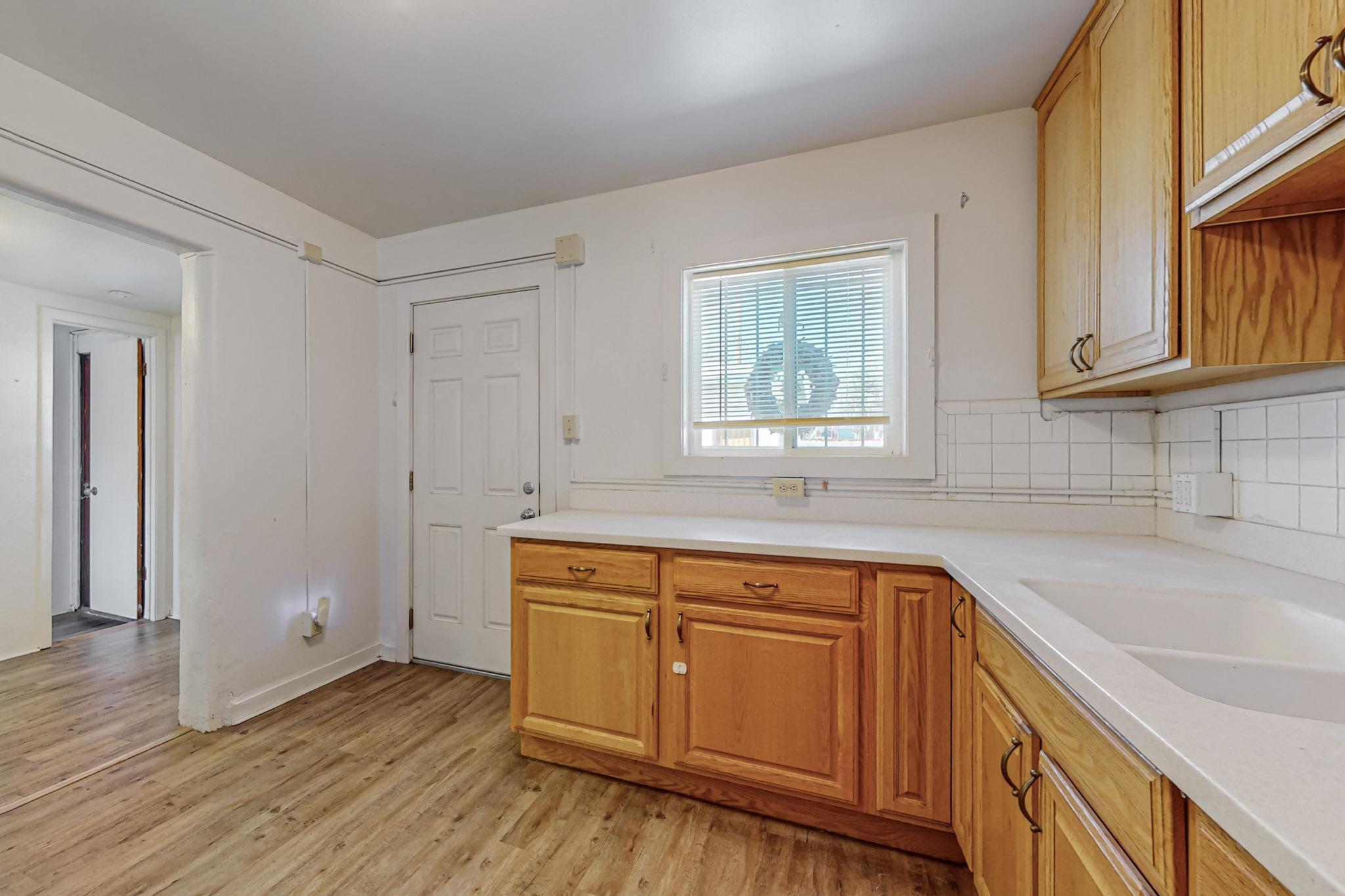 2533 Alvarado Drive NE