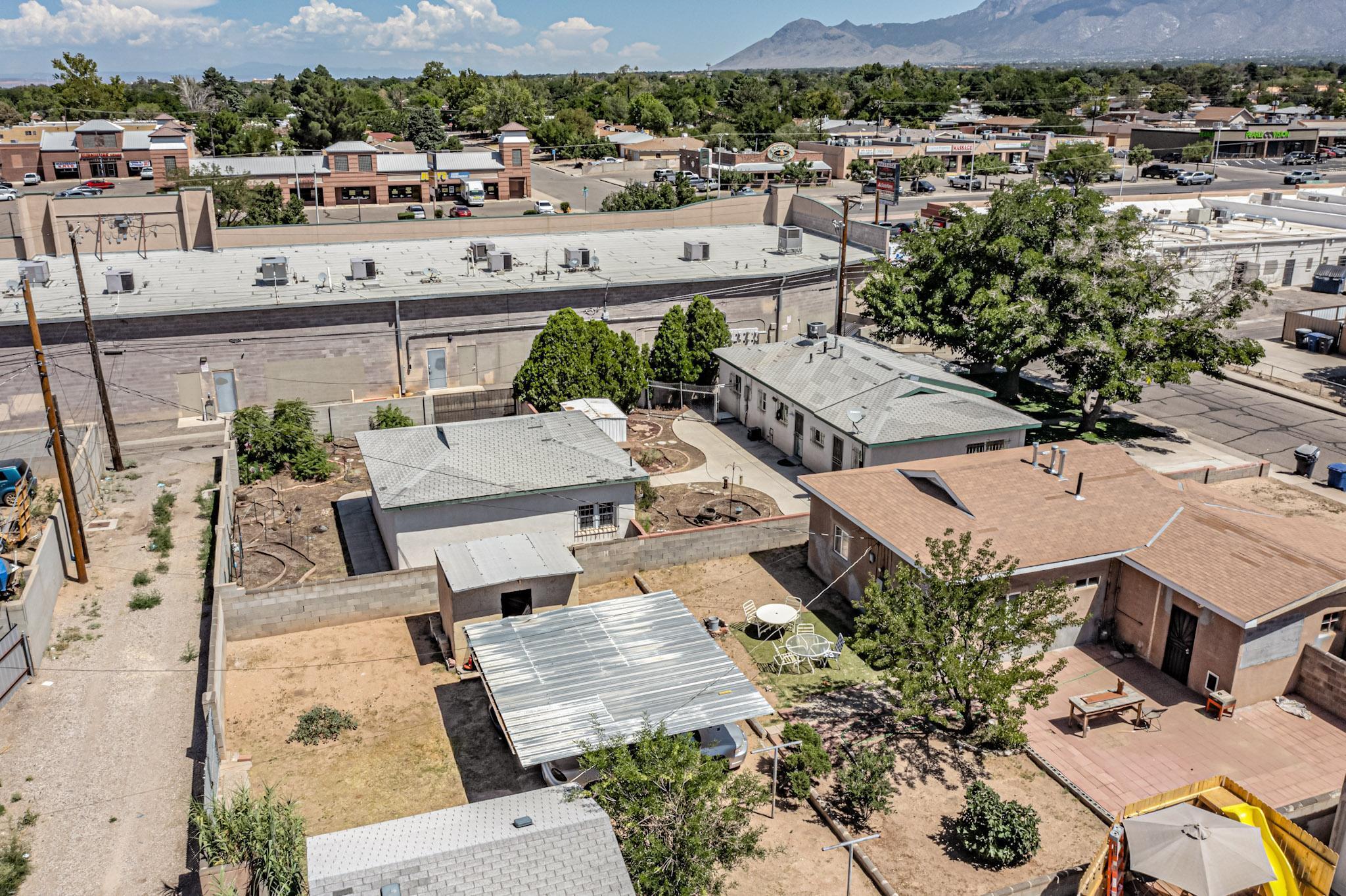 2533 Alvarado Drive NE