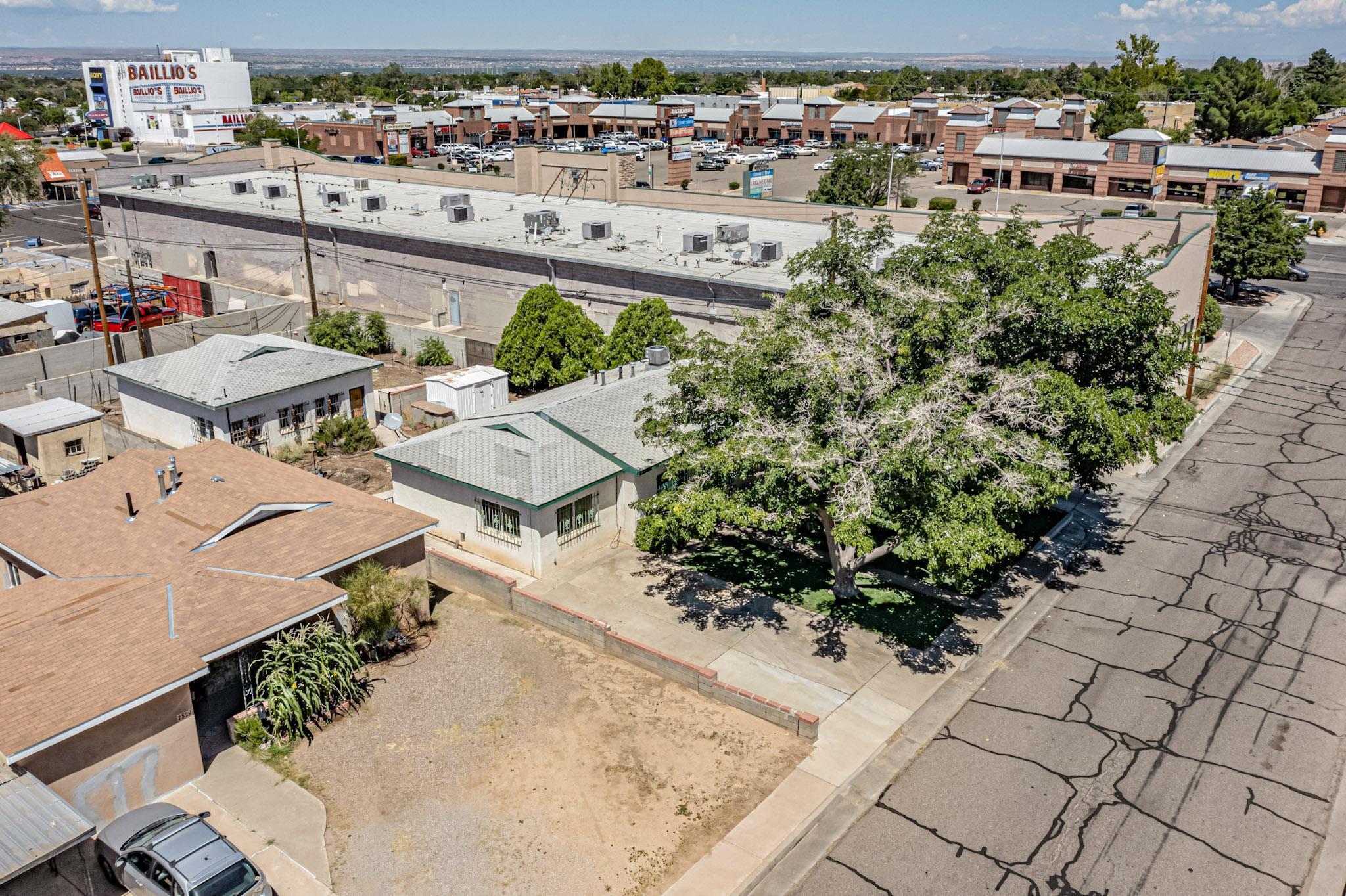 2533 Alvarado Drive NE