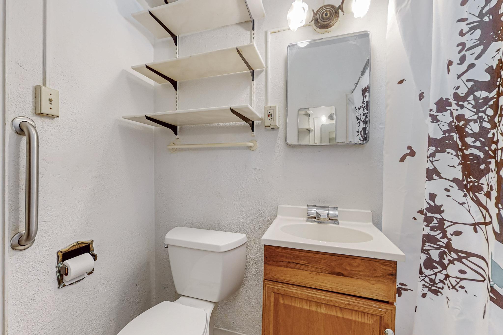 2533 Alvarado Drive NE