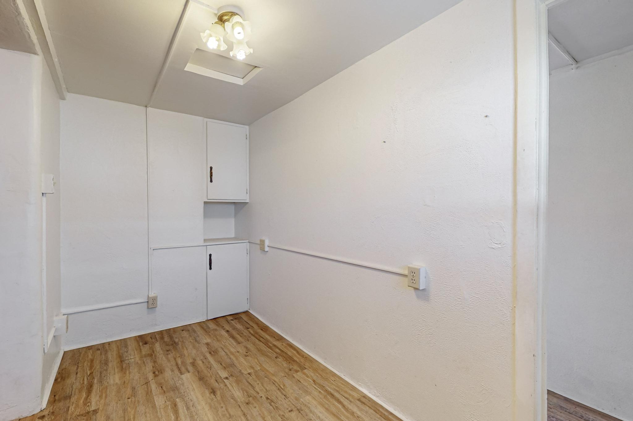 2533 Alvarado Drive NE