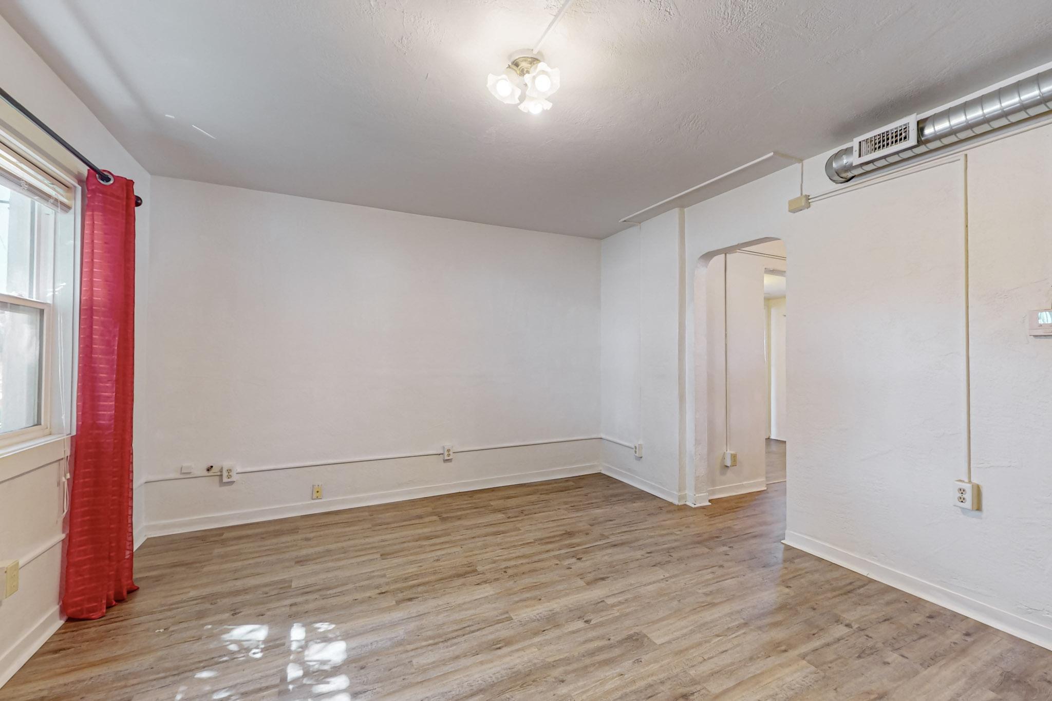 2533 Alvarado Drive NE