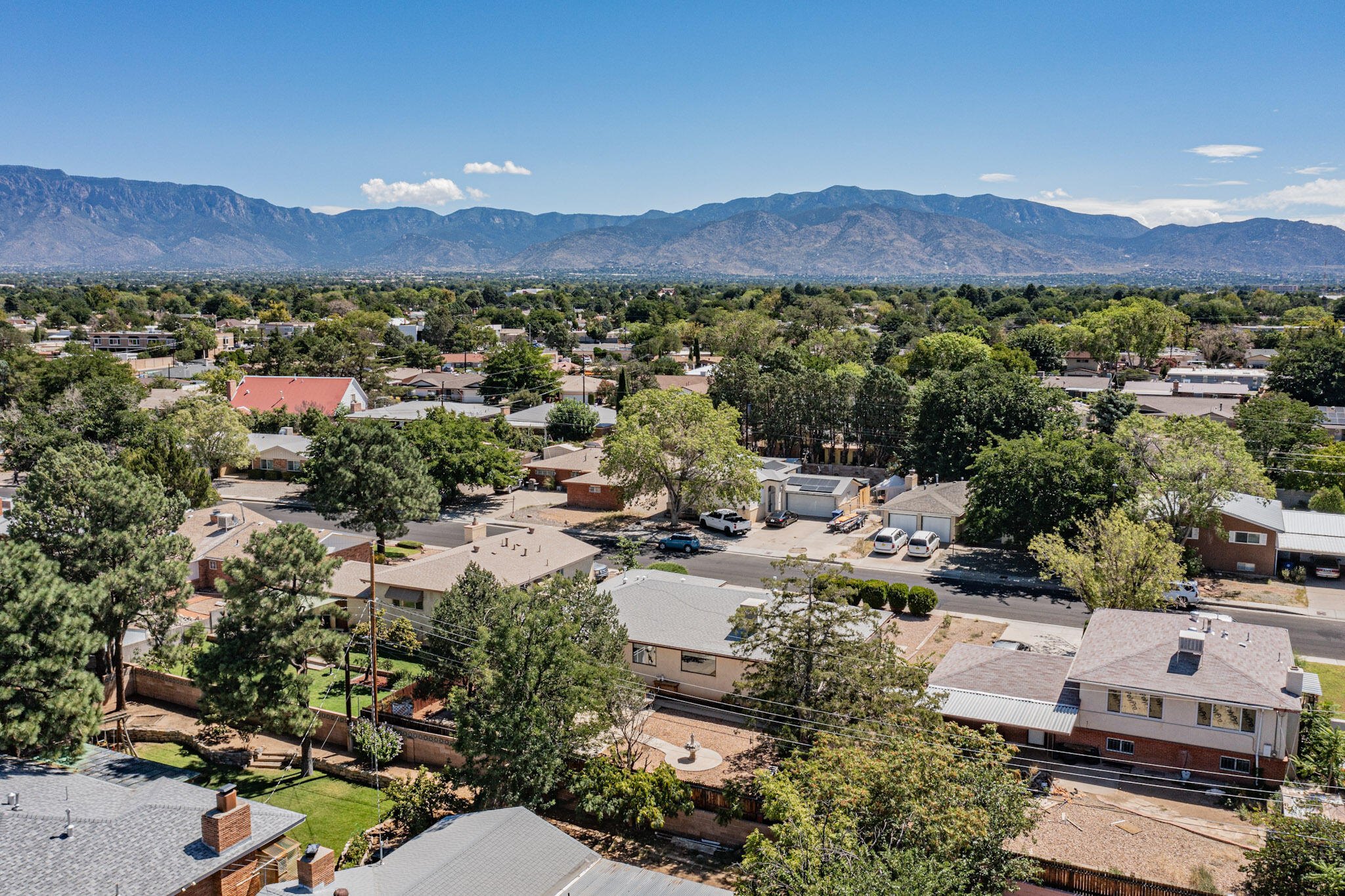 2909 GEORGIA Street NE