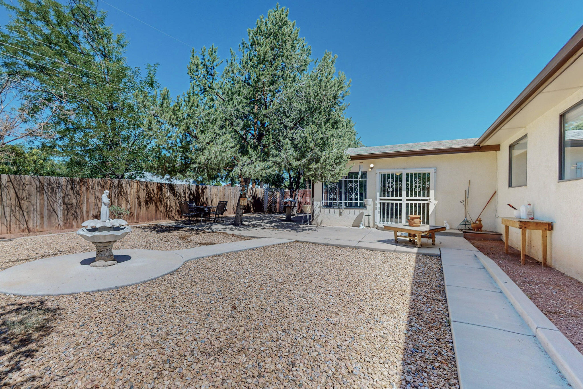 2909 GEORGIA Street NE