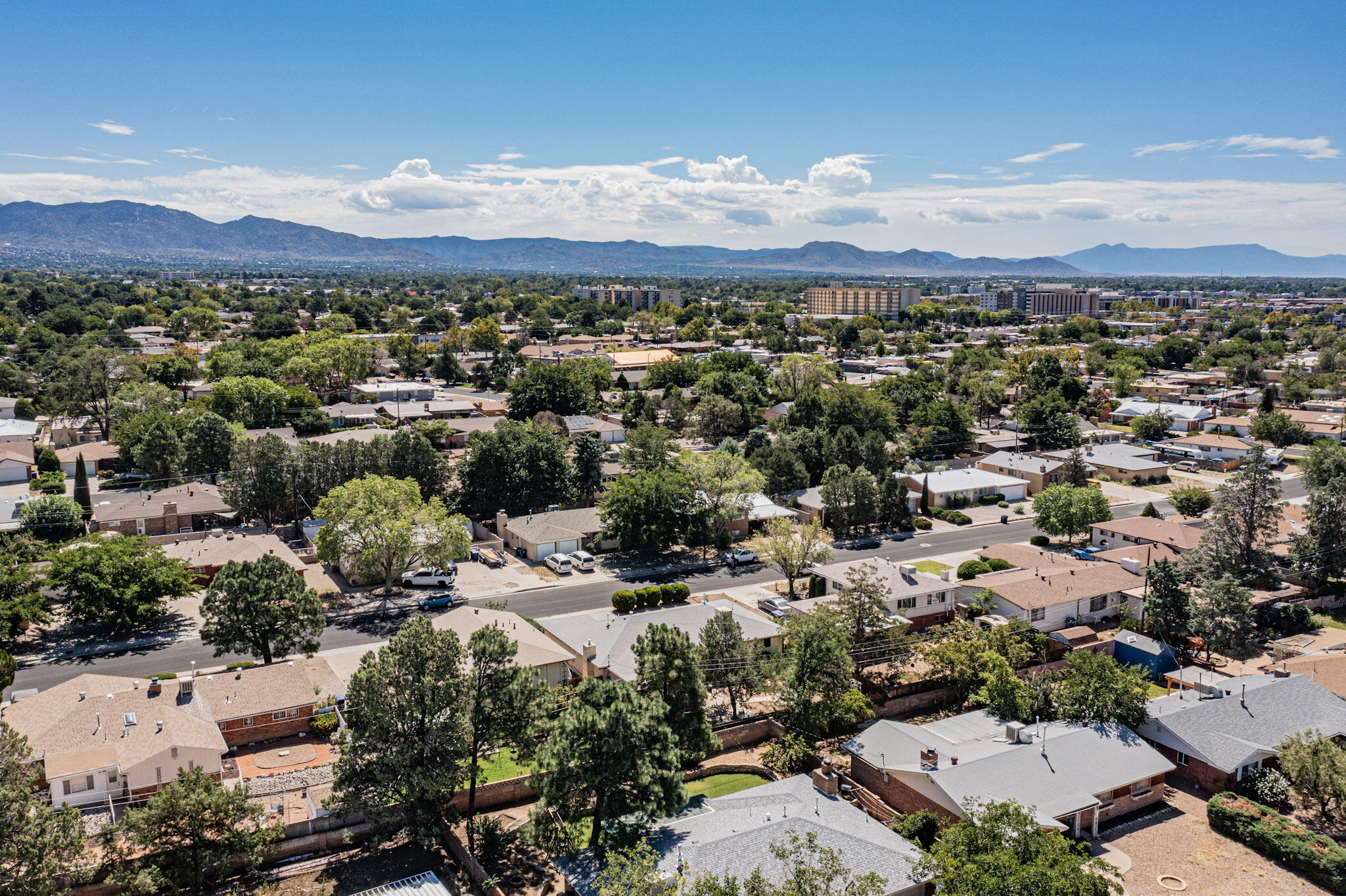 2909 GEORGIA Street NE