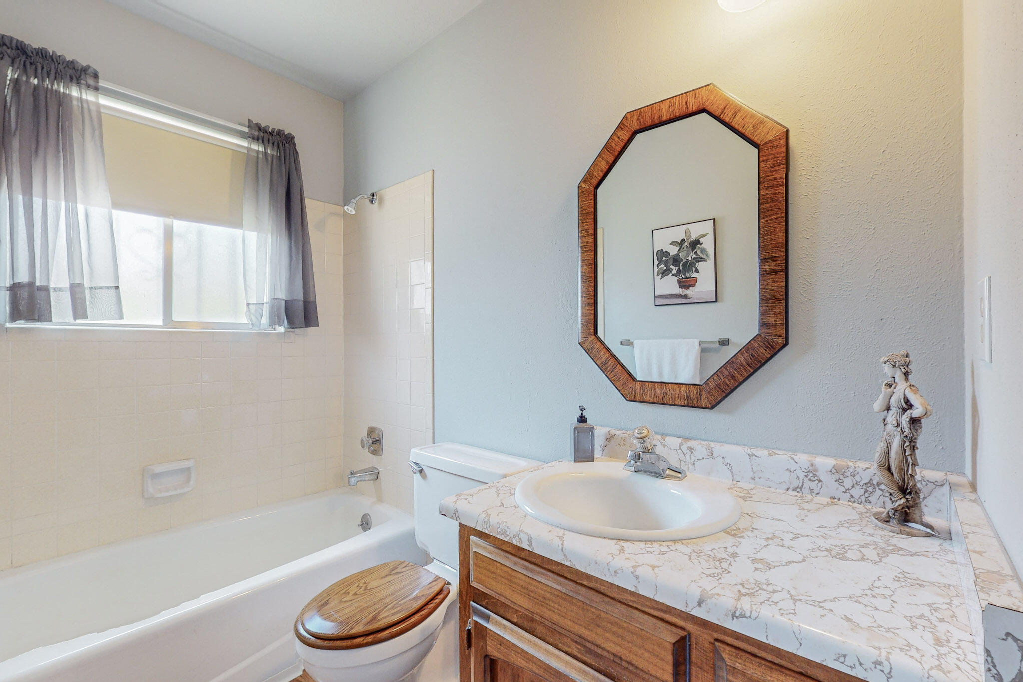 2909 GEORGIA Street NE