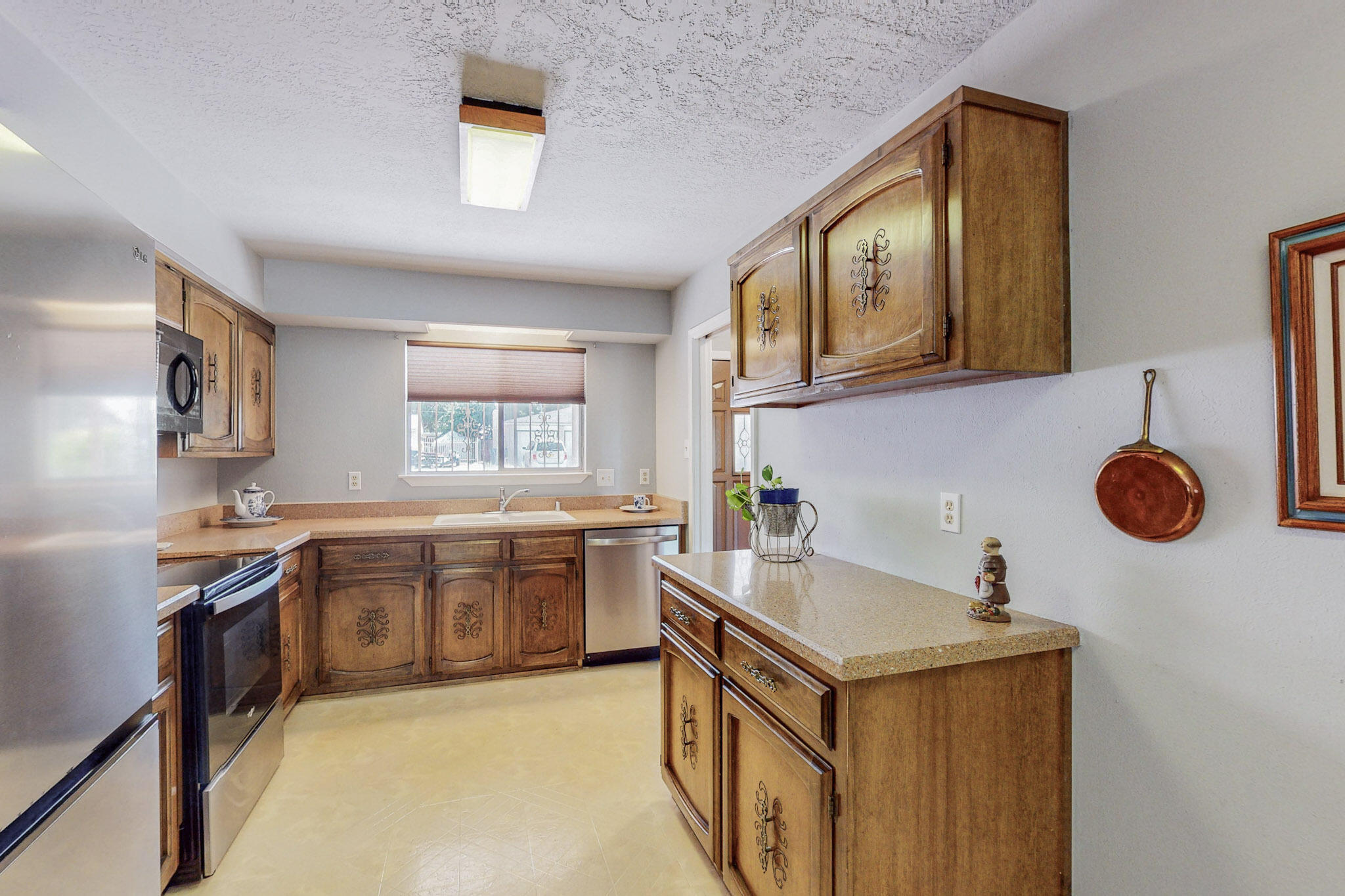 2909 GEORGIA Street NE