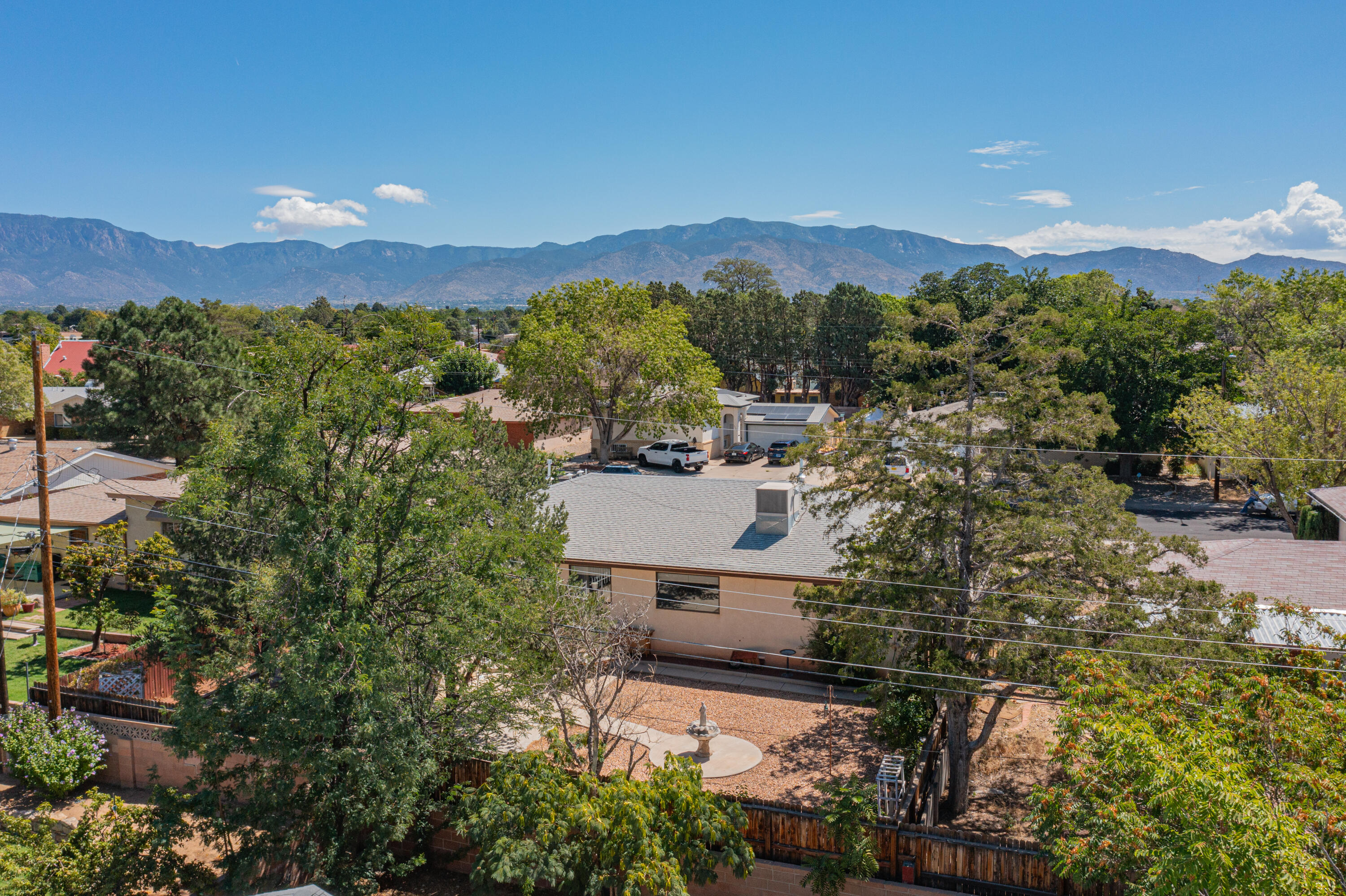 2909 GEORGIA Street NE