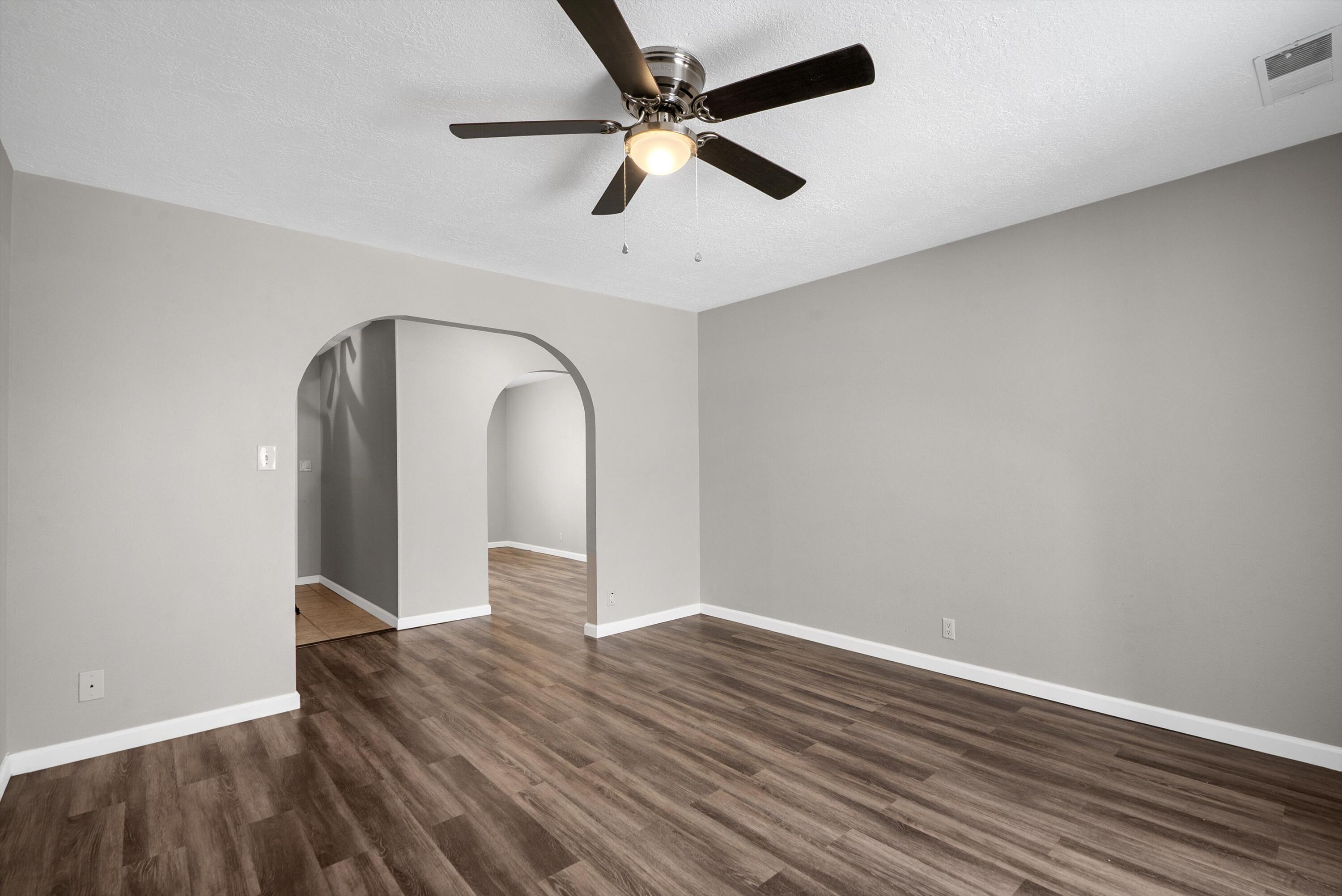 14208 ENCANTADO Road NE