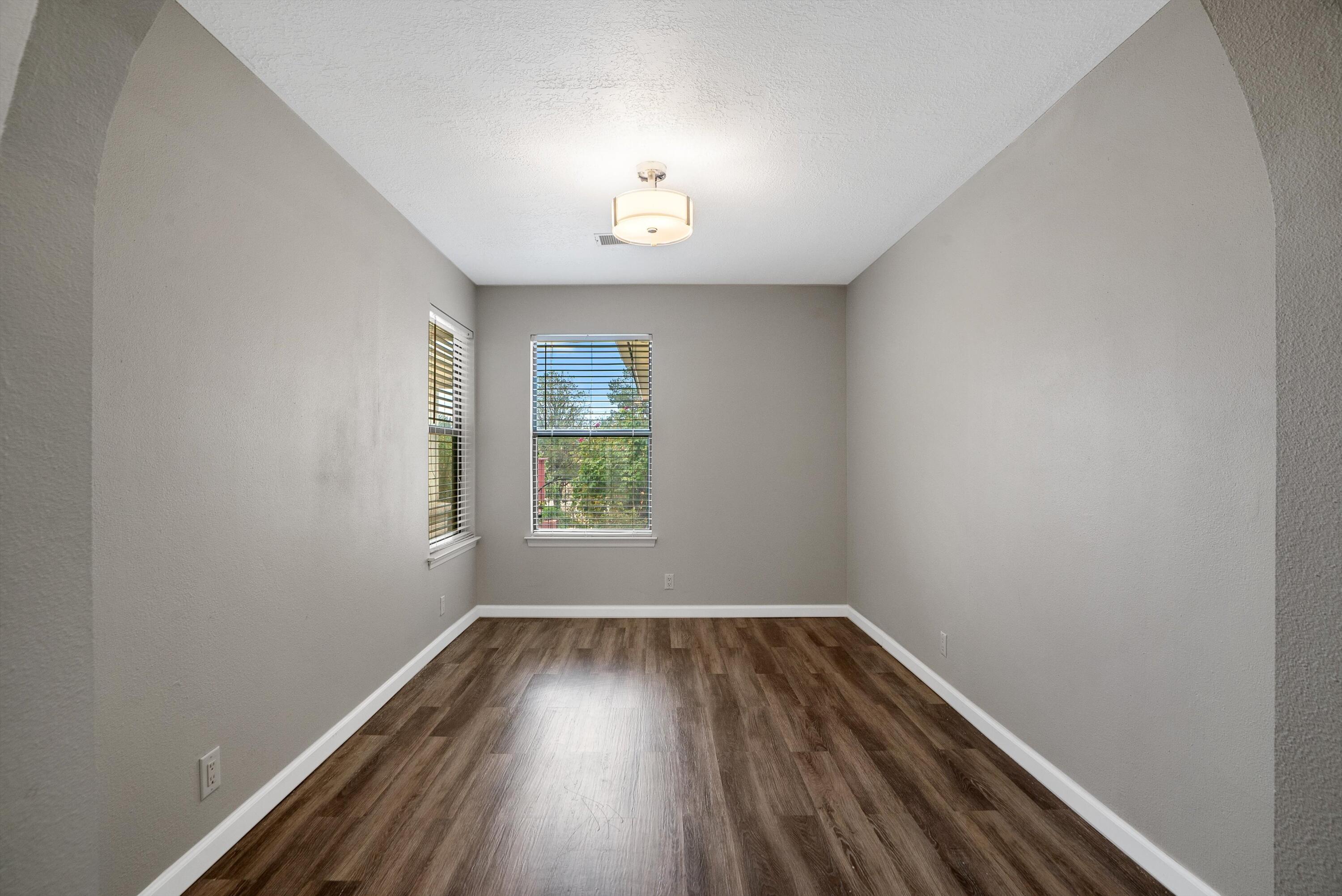 14208 ENCANTADO Road NE