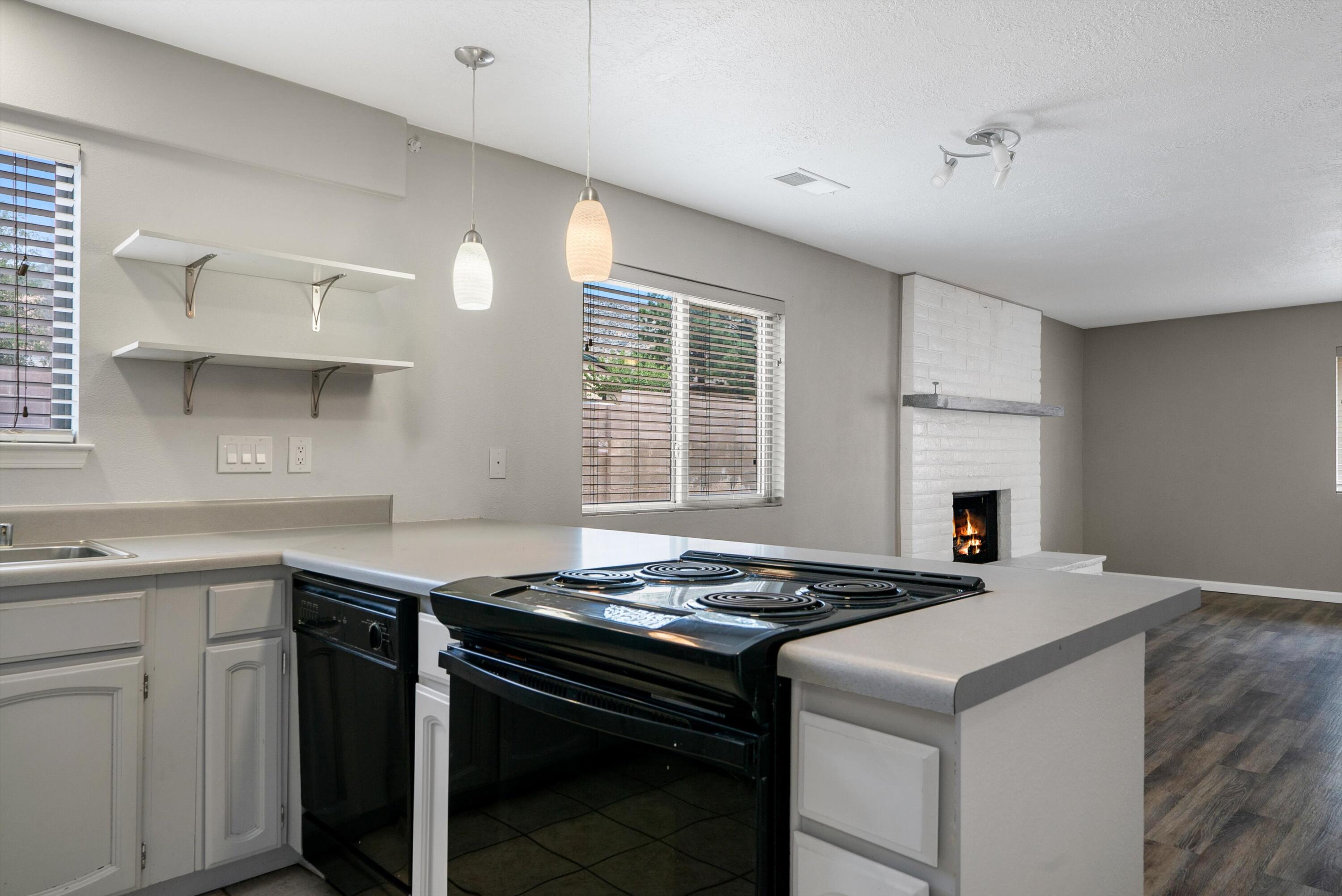 14208 ENCANTADO Road NE