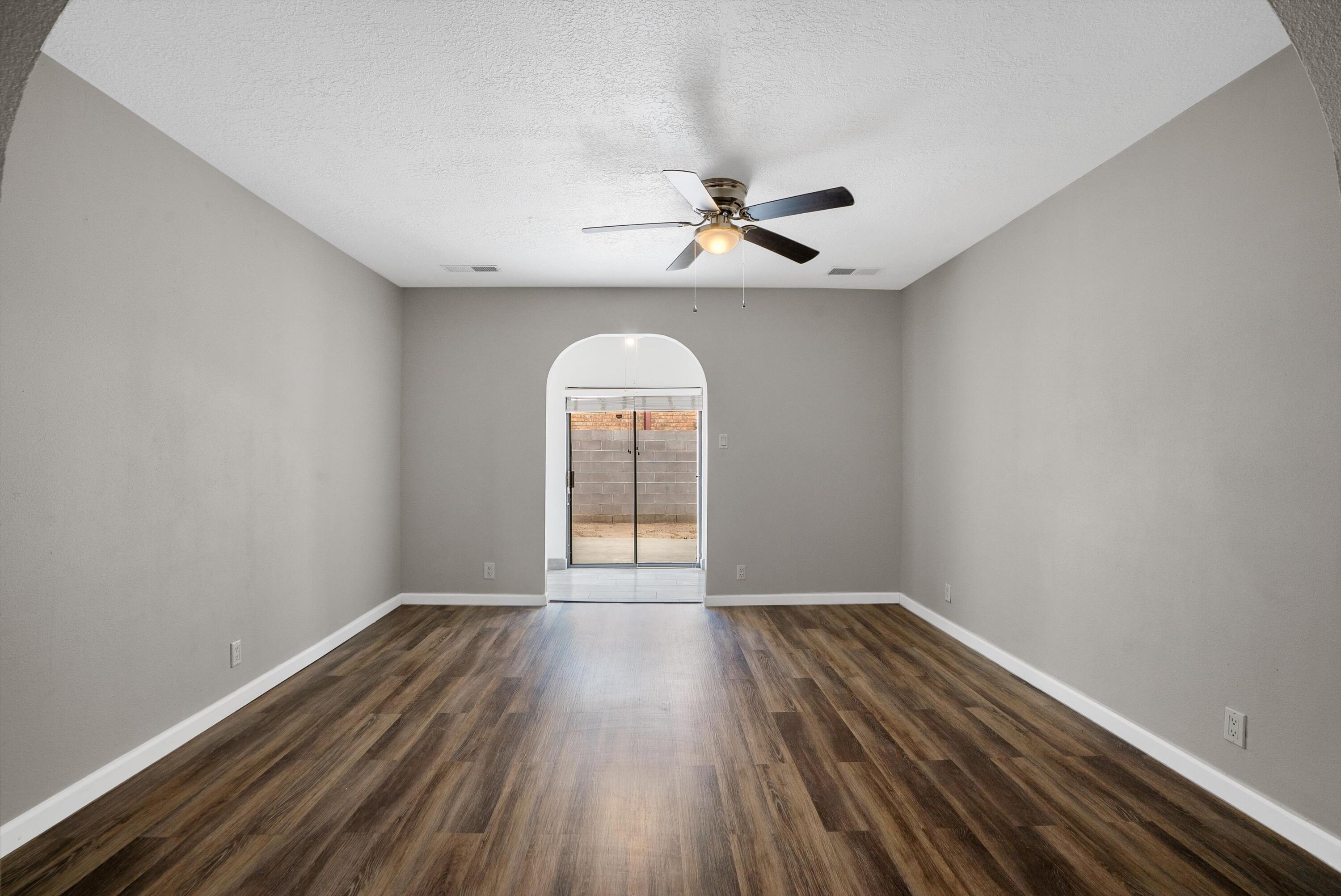 14208 ENCANTADO Road NE