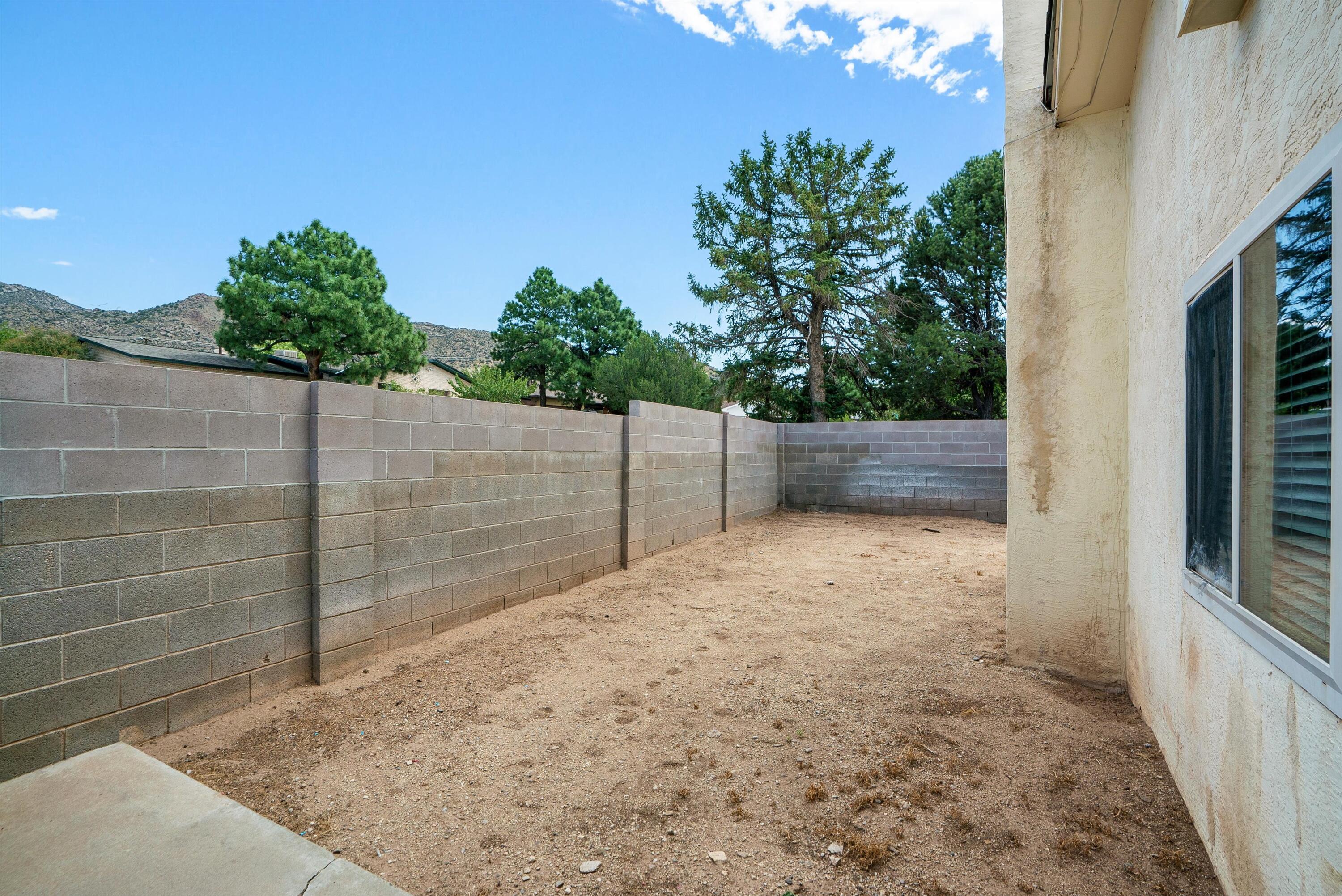 14208 ENCANTADO Road NE