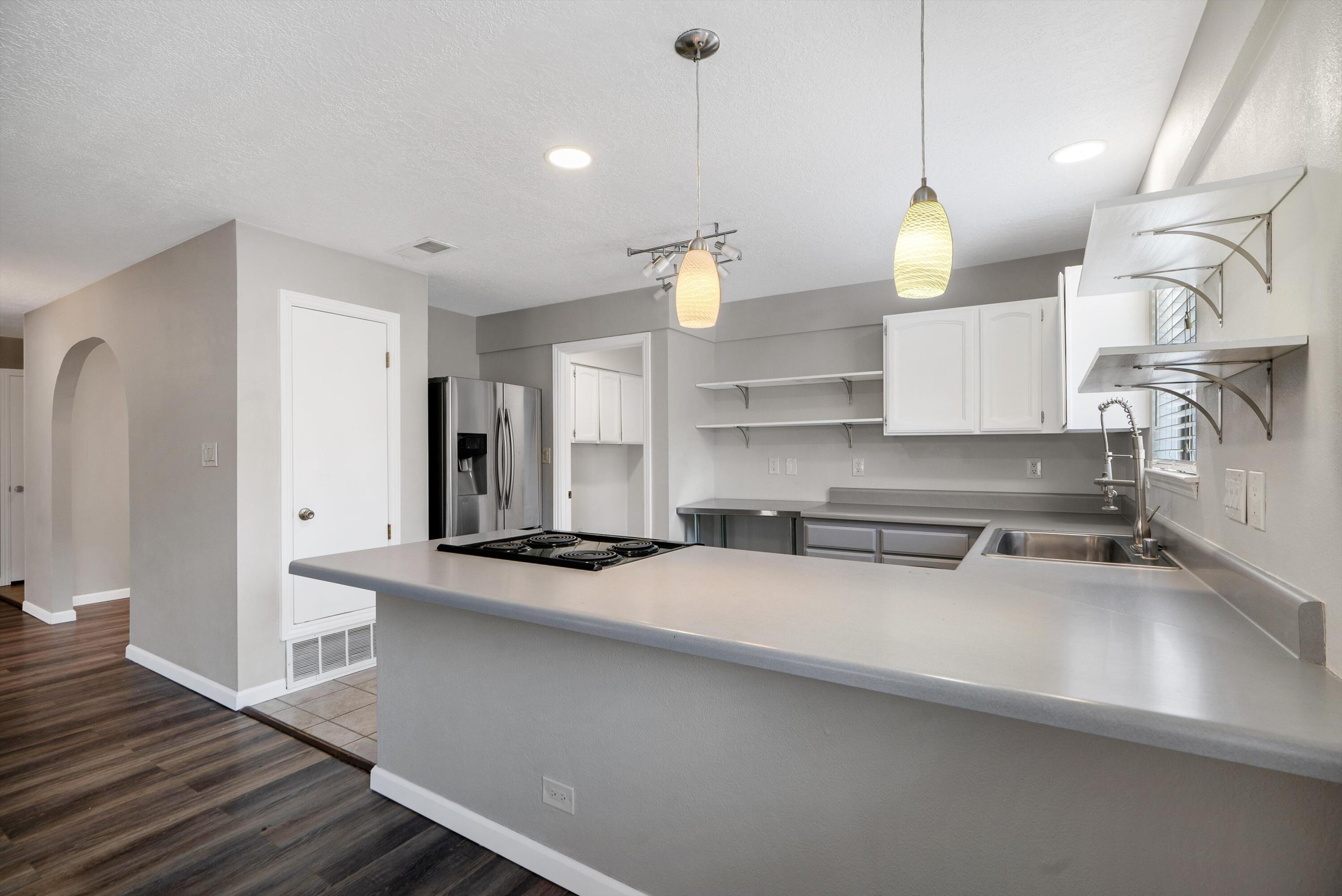 14208 ENCANTADO Road NE