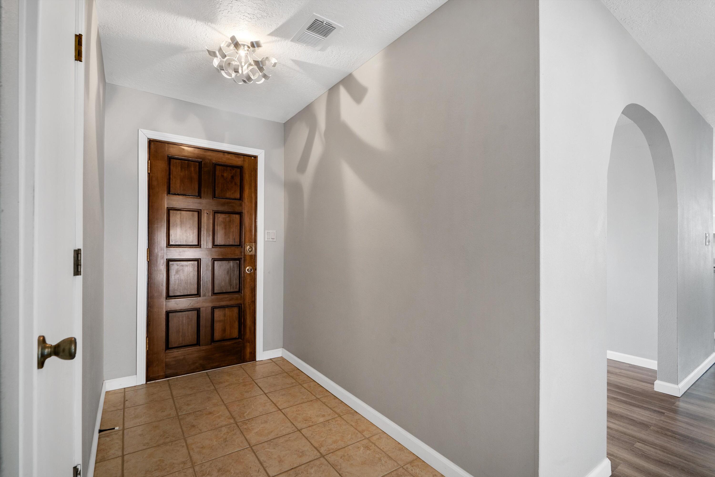 14208 ENCANTADO Road NE