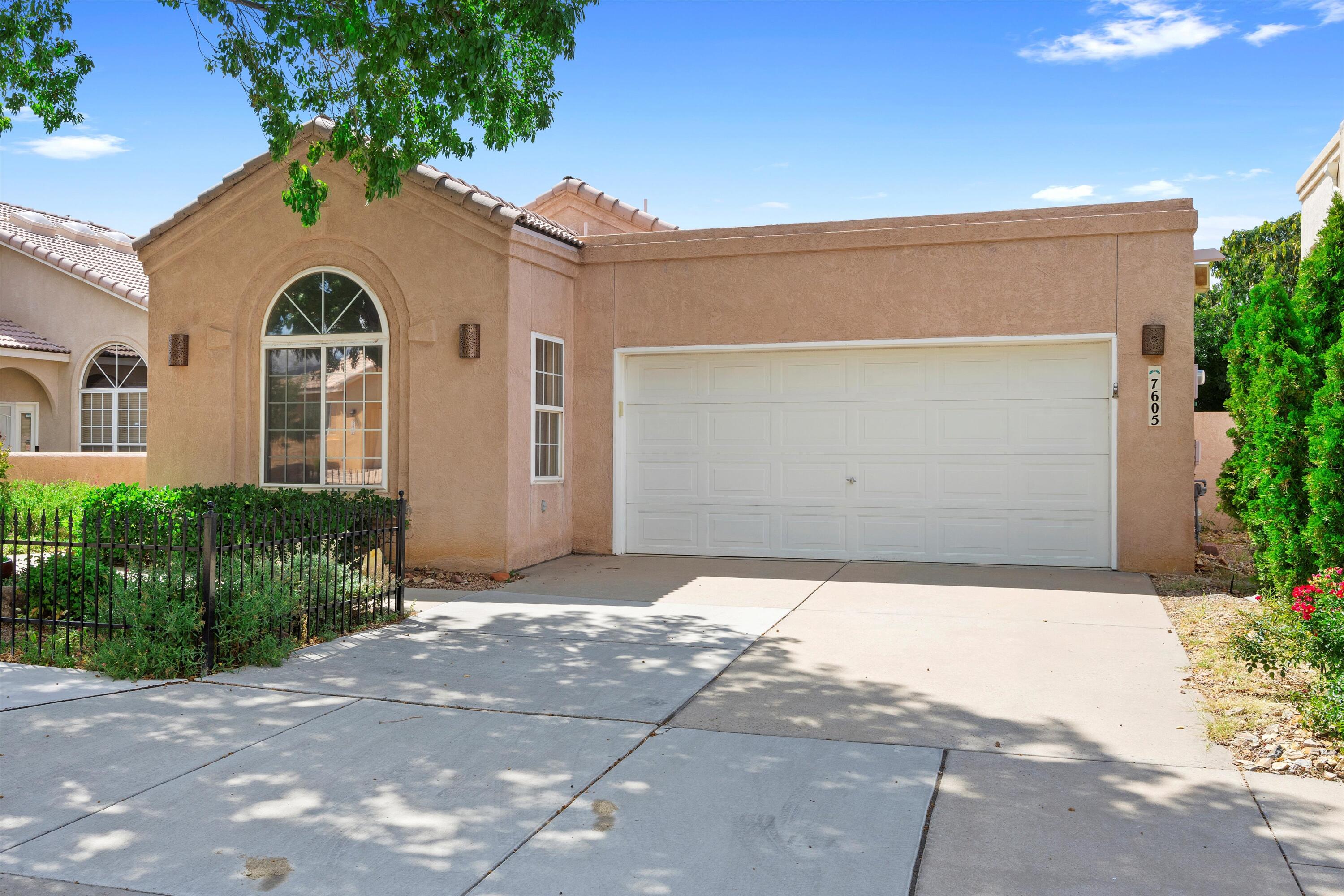 7605 La Mariposa Place NE