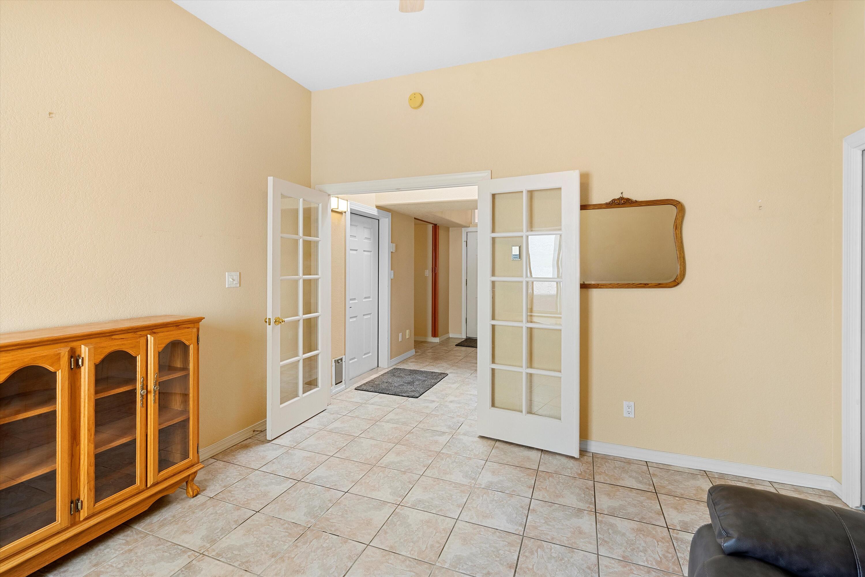 7605 La Mariposa Place NE