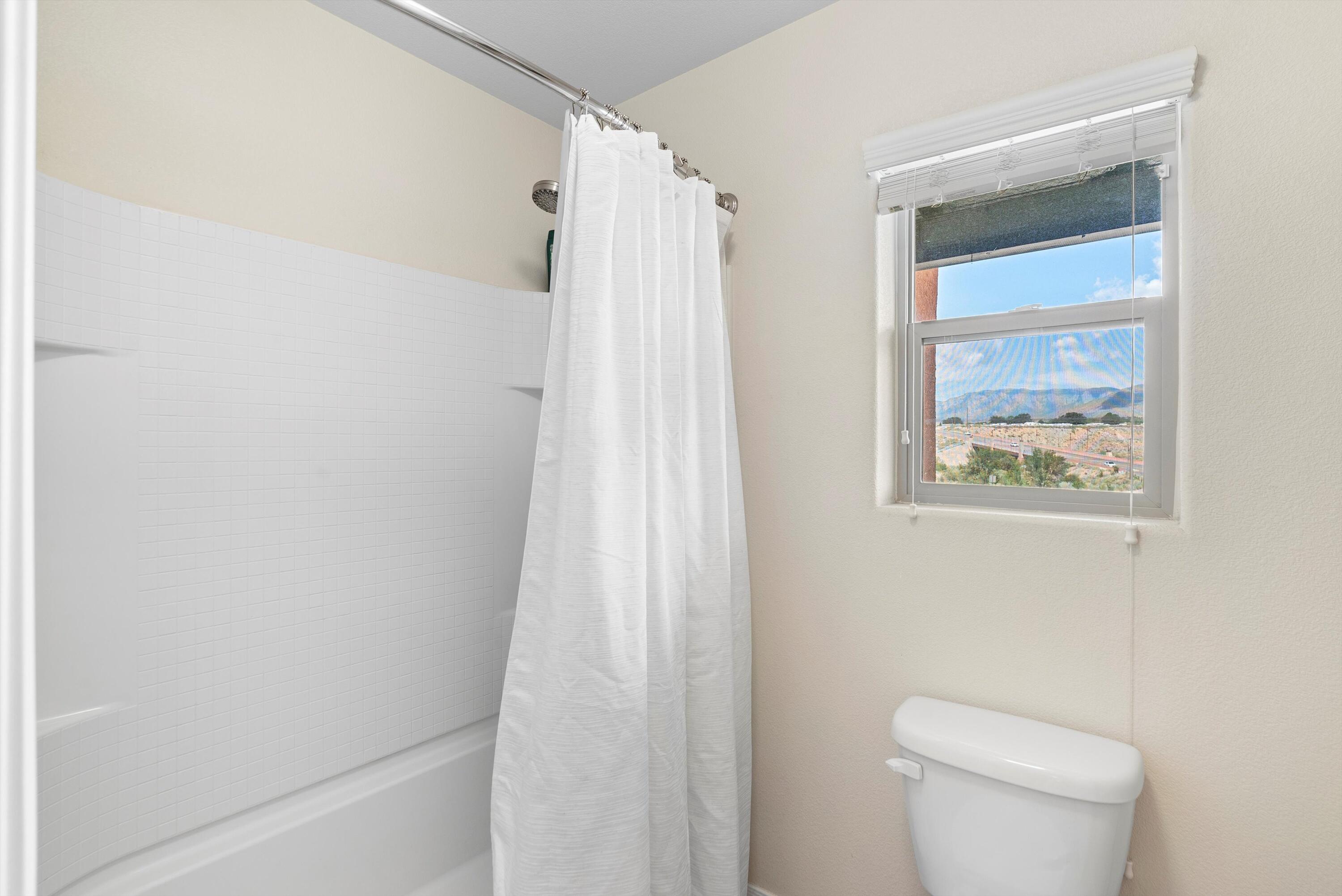 11808 CICADA Road SE