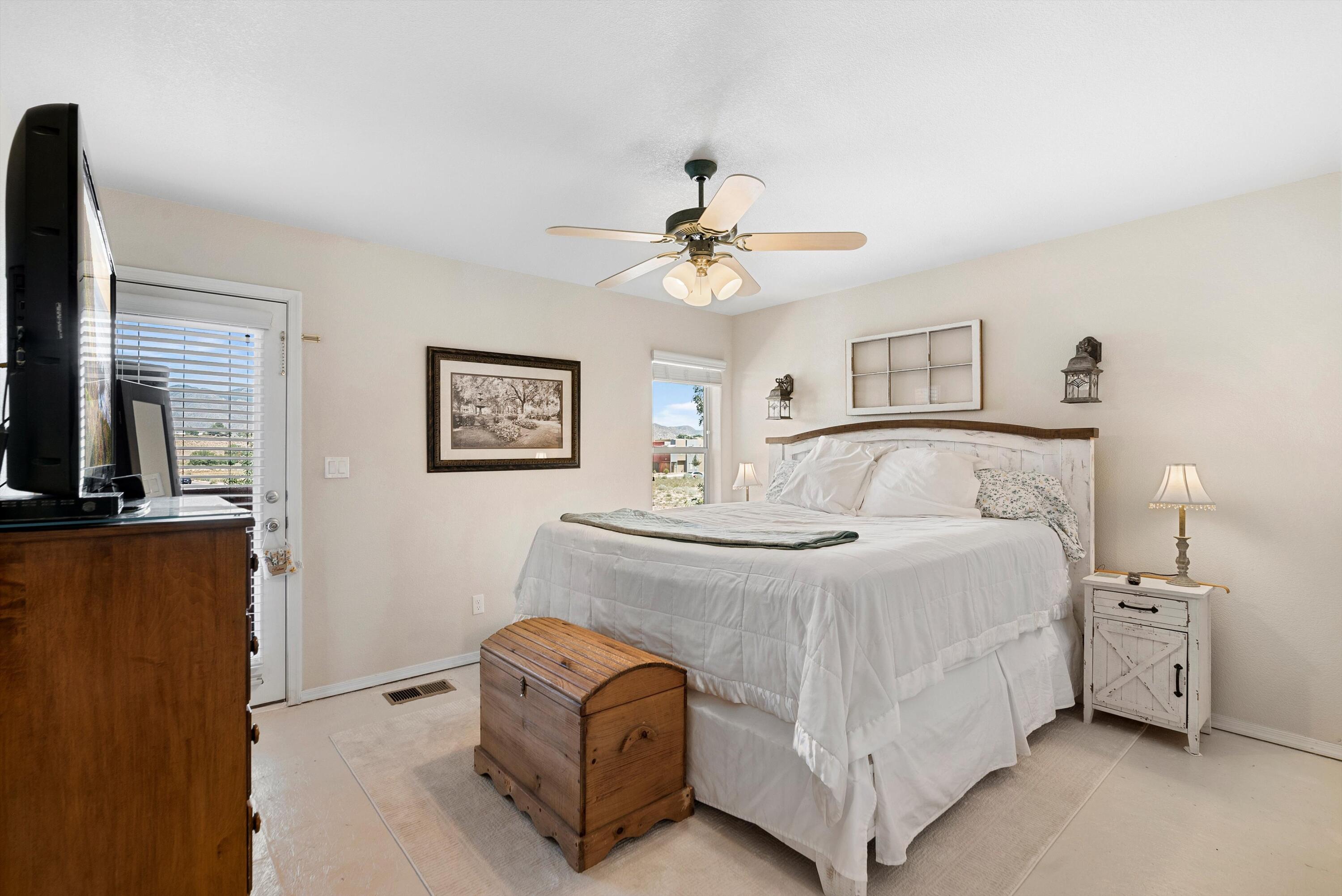 11808 CICADA Road SE