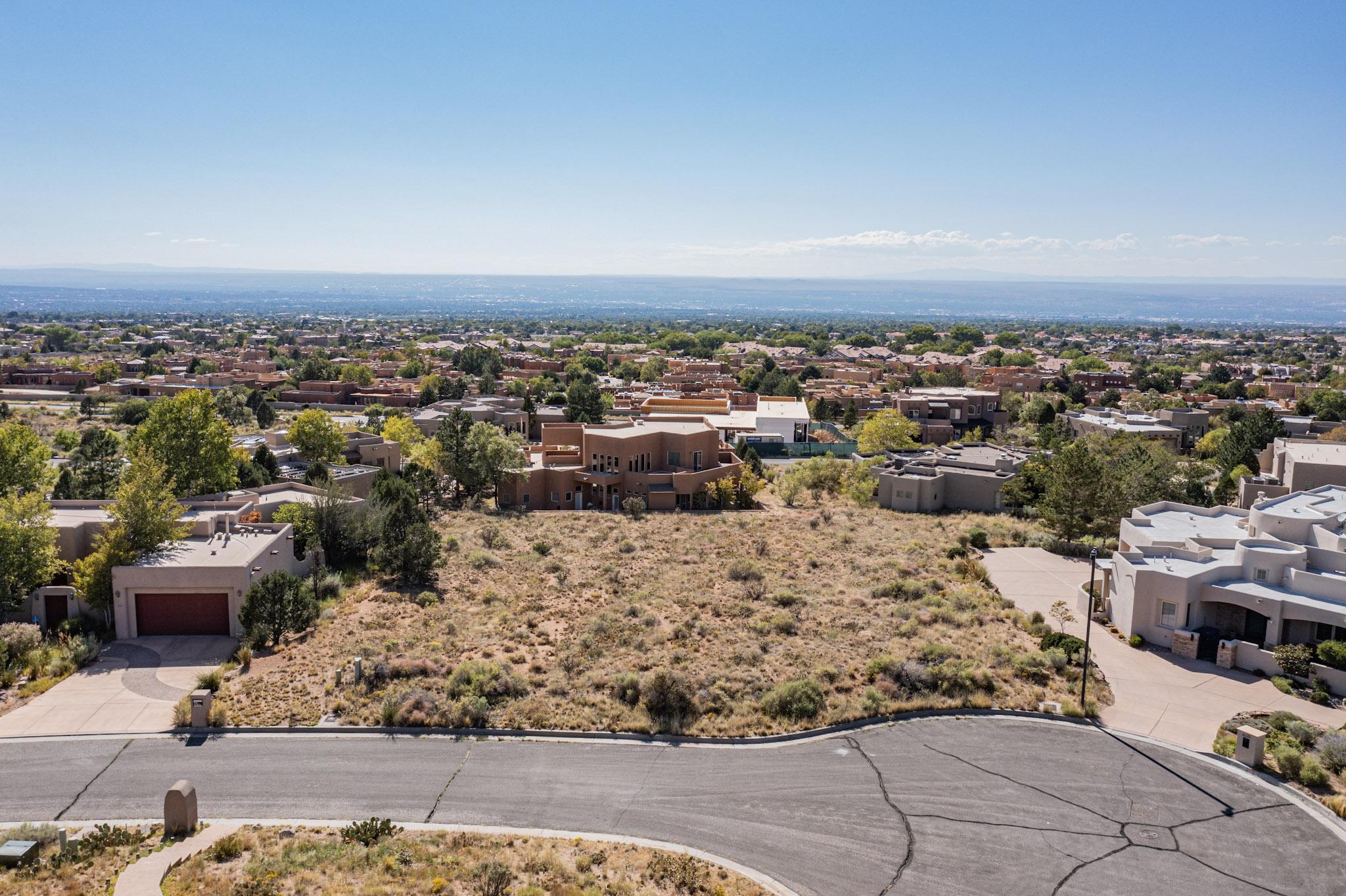 6105 Club Cholla Court NE