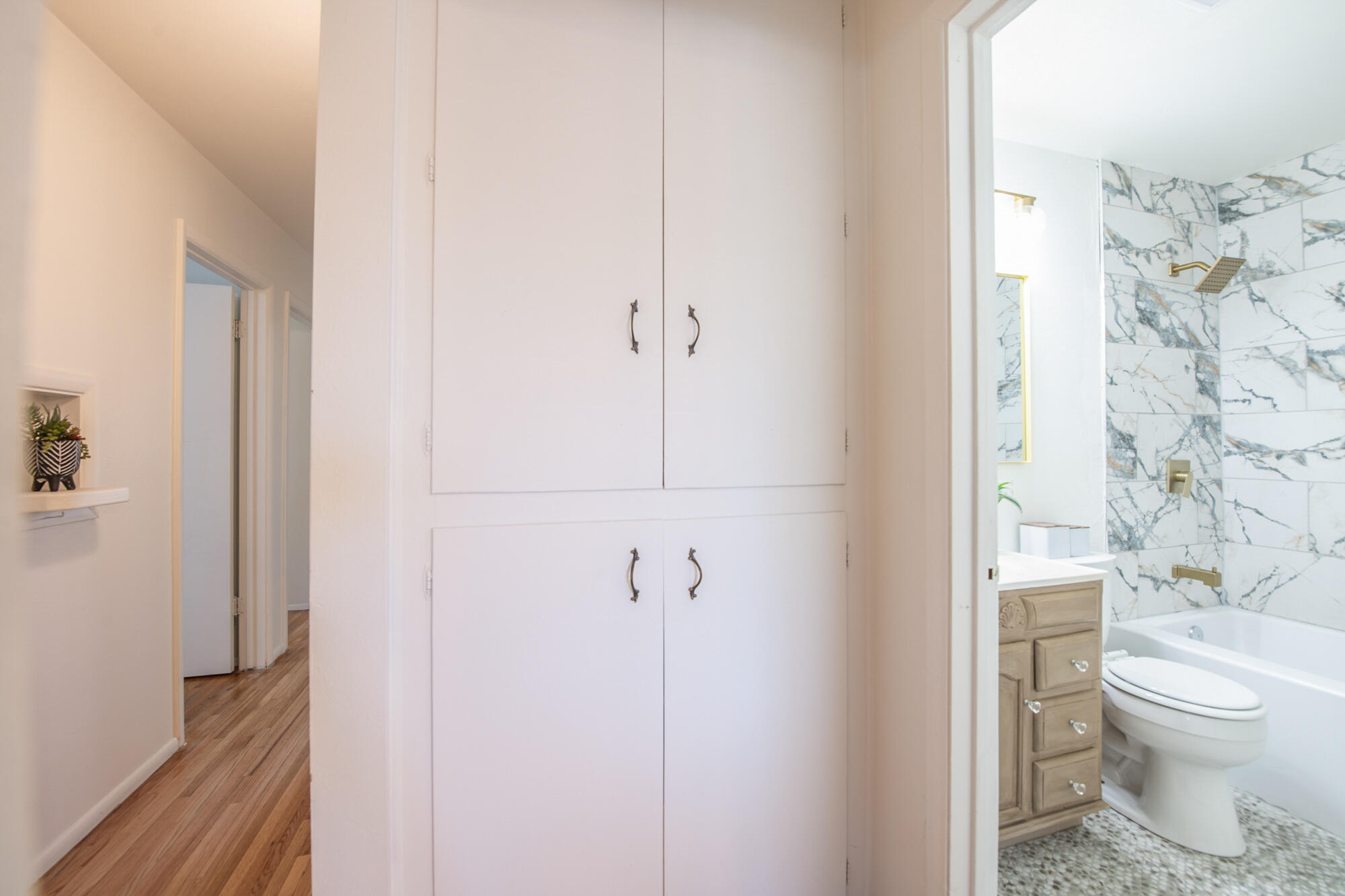 10416 PRINCESS JEANNE Avenue NE