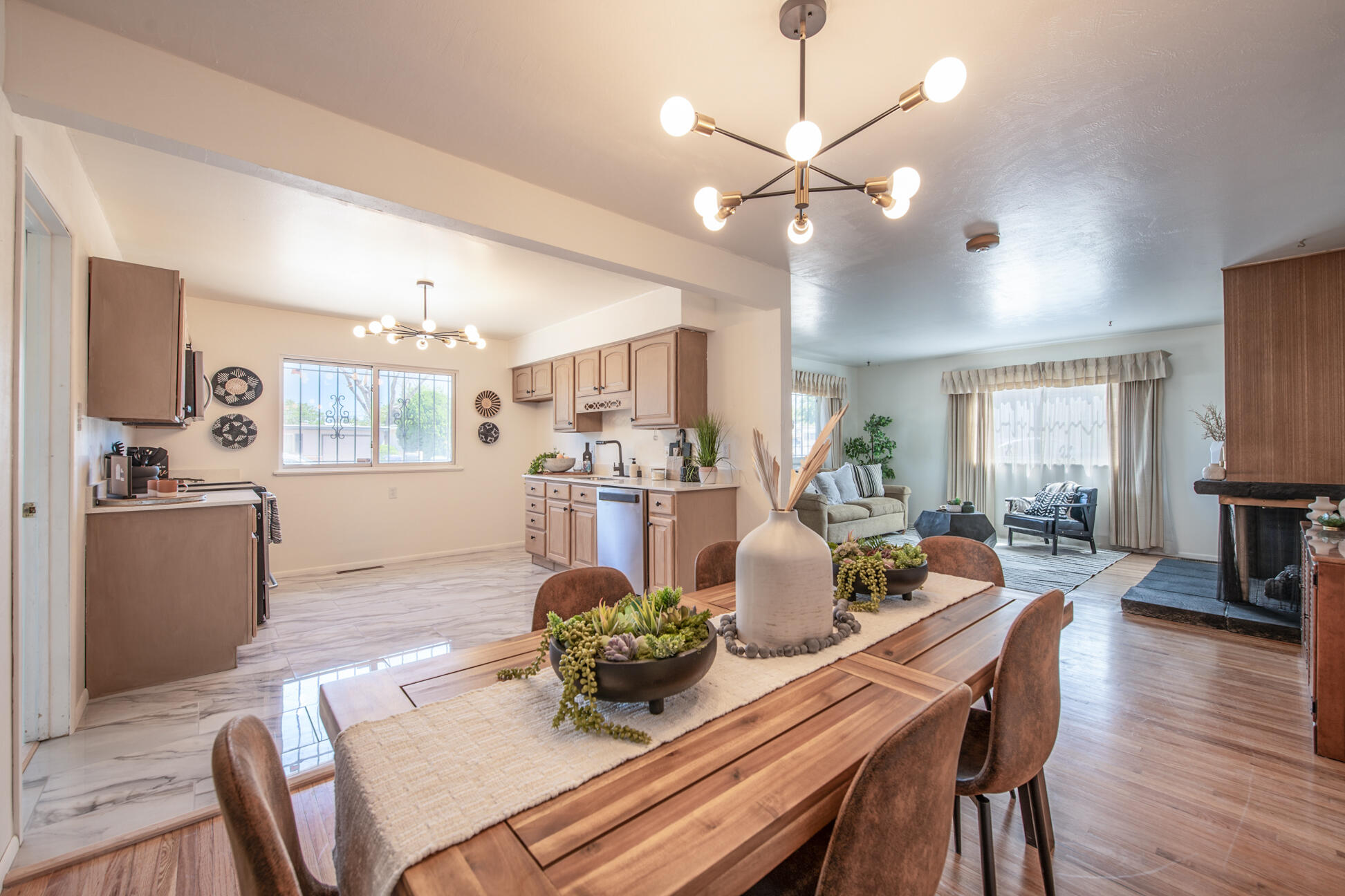 10416 PRINCESS JEANNE Avenue NE