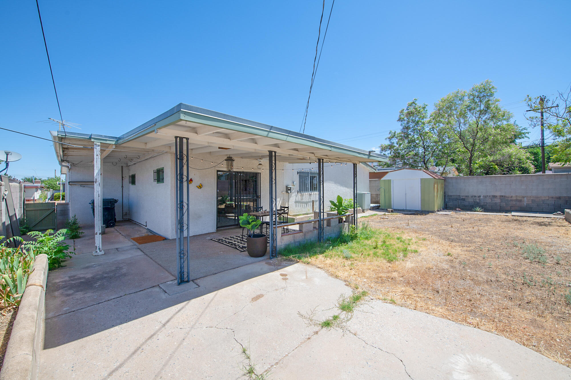 10416 PRINCESS JEANNE Avenue NE
