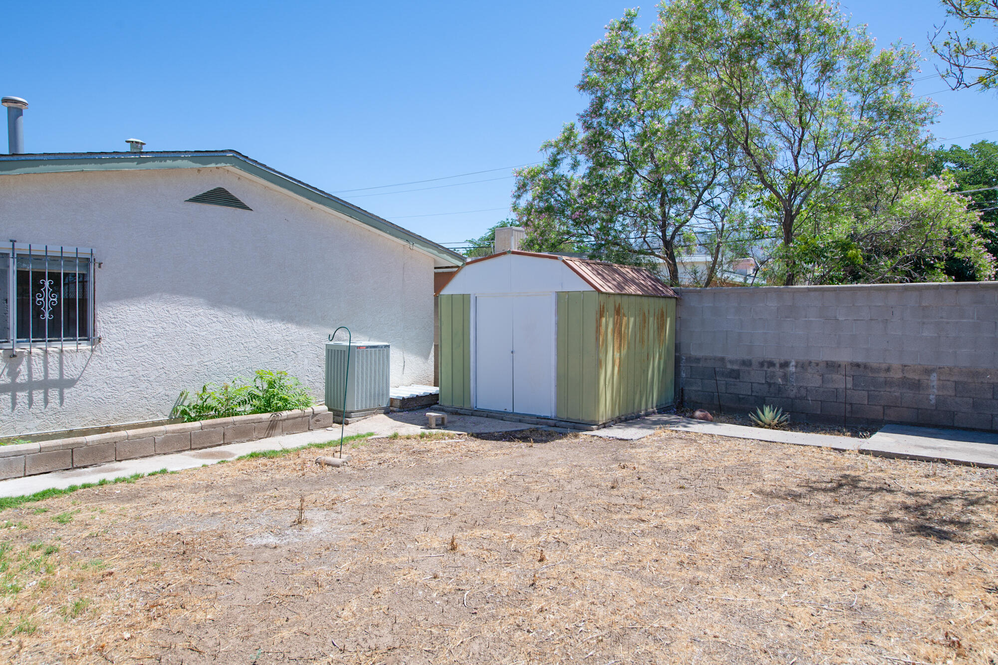10416 PRINCESS JEANNE Avenue NE
