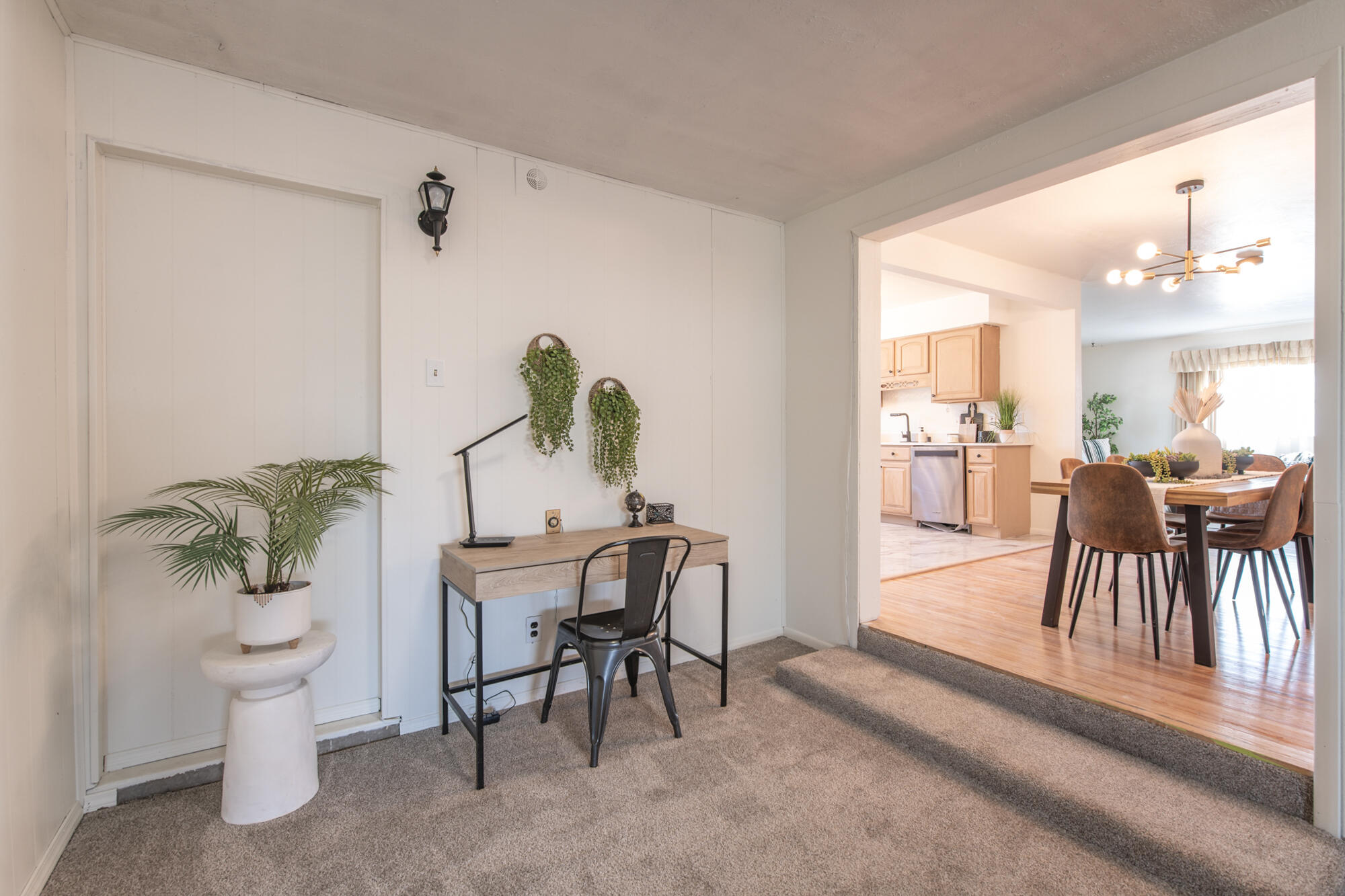 10416 PRINCESS JEANNE Avenue NE