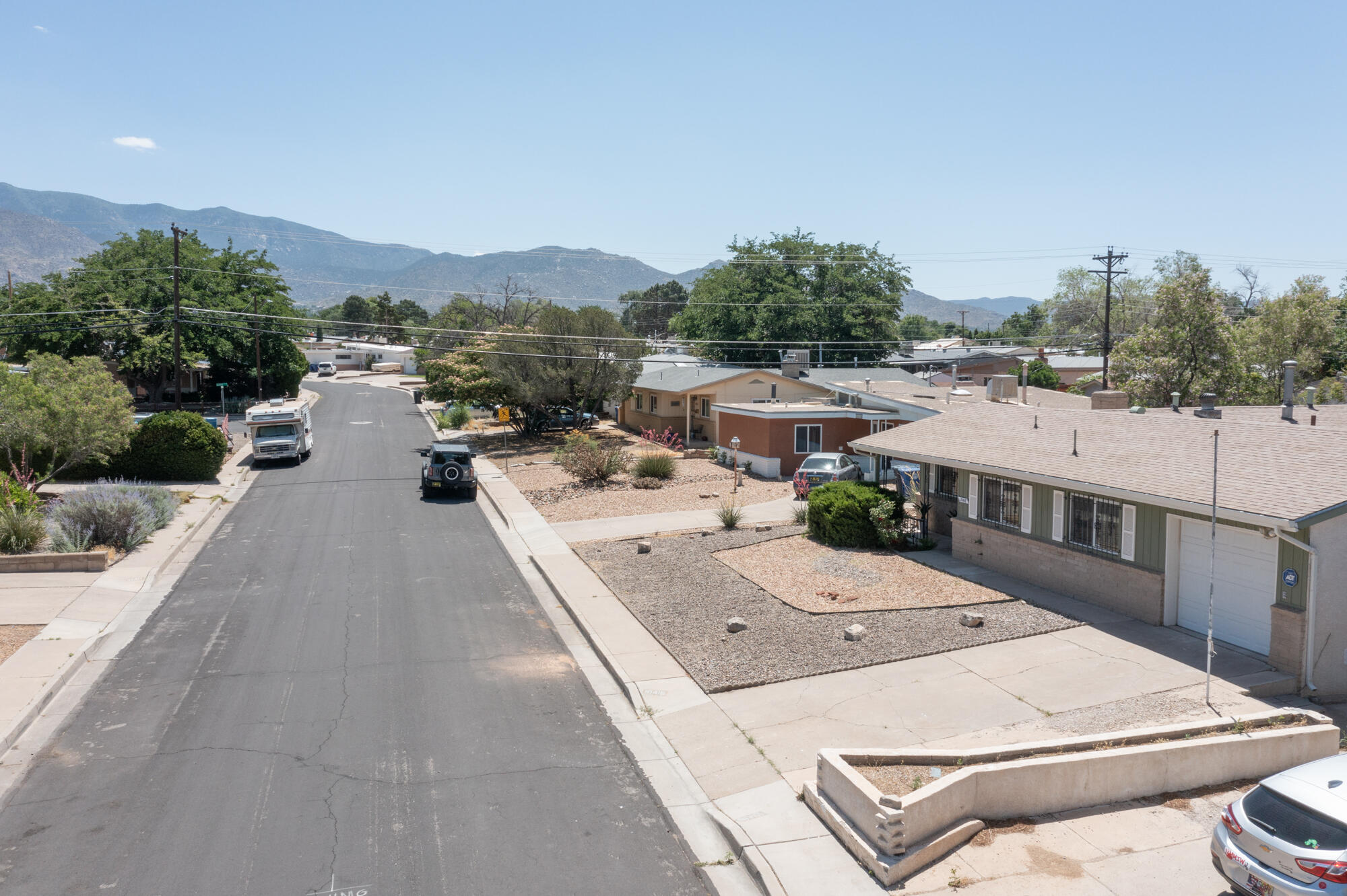 10416 PRINCESS JEANNE Avenue NE
